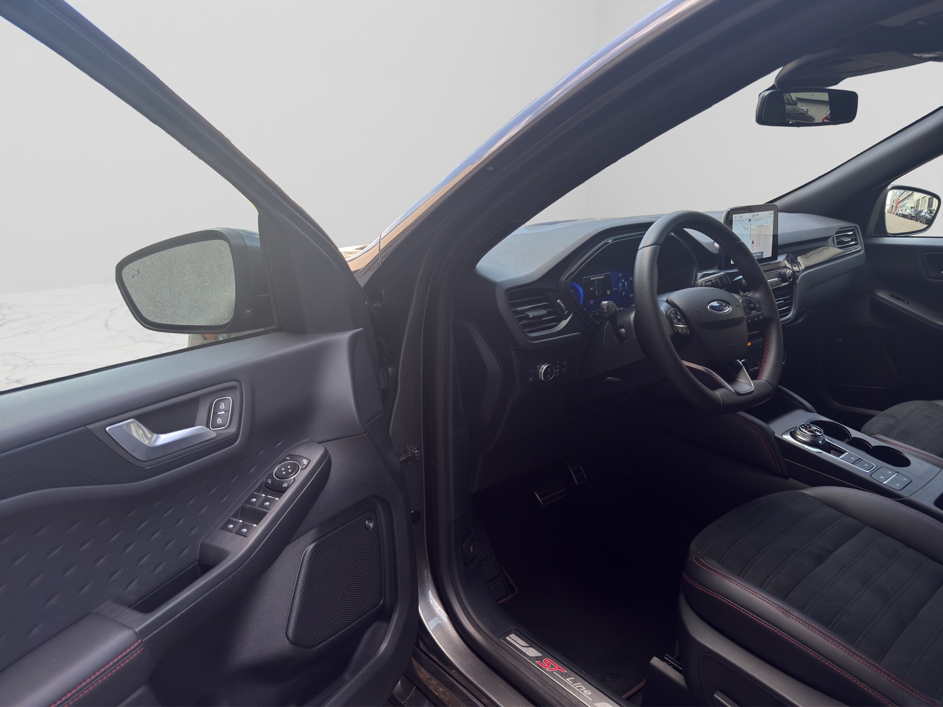 FORD Kuga 2.5 PHEV ST-LineX2WD-image-8