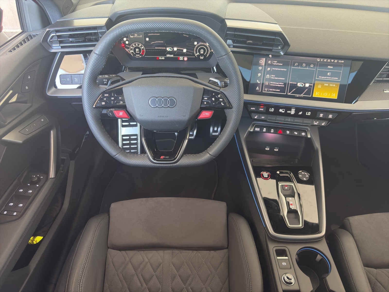 AUDI RS3 Sportback 2.5 TFSI quattro S-Tronic-image-9