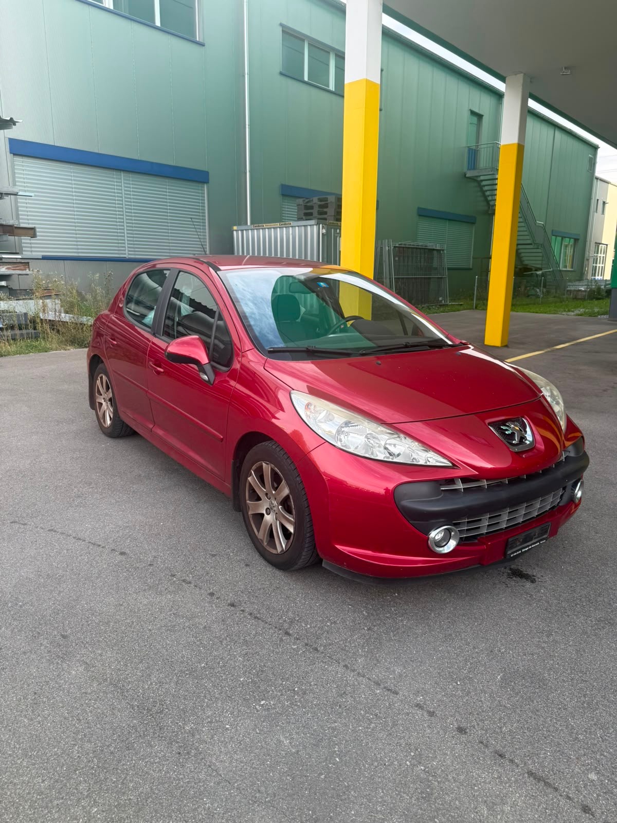 PEUGEOT 207 1.6 HDI Sport