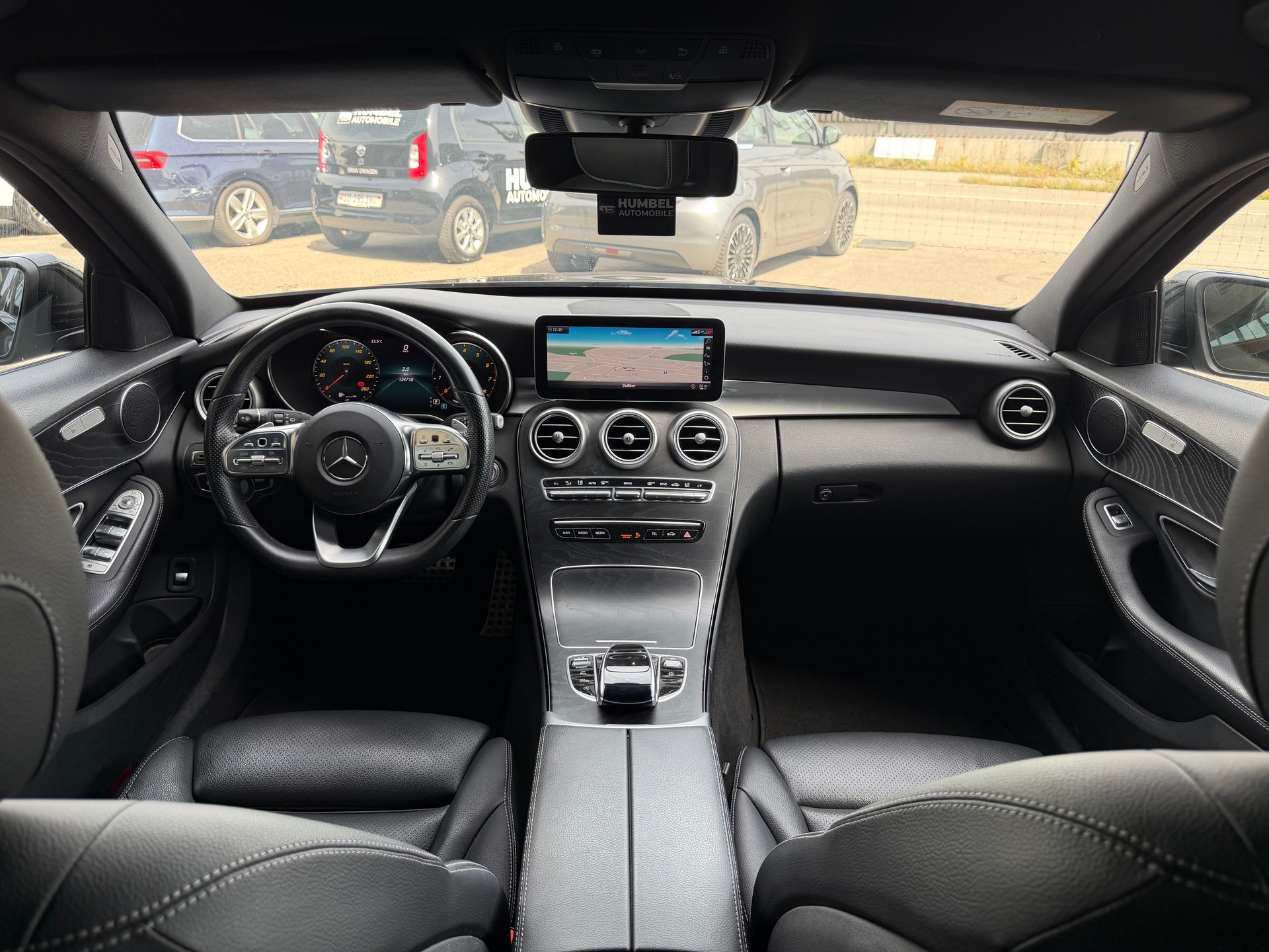 MERCEDES-BENZ C 200 AMG Line 4Matic 9G-Tronic-image-6