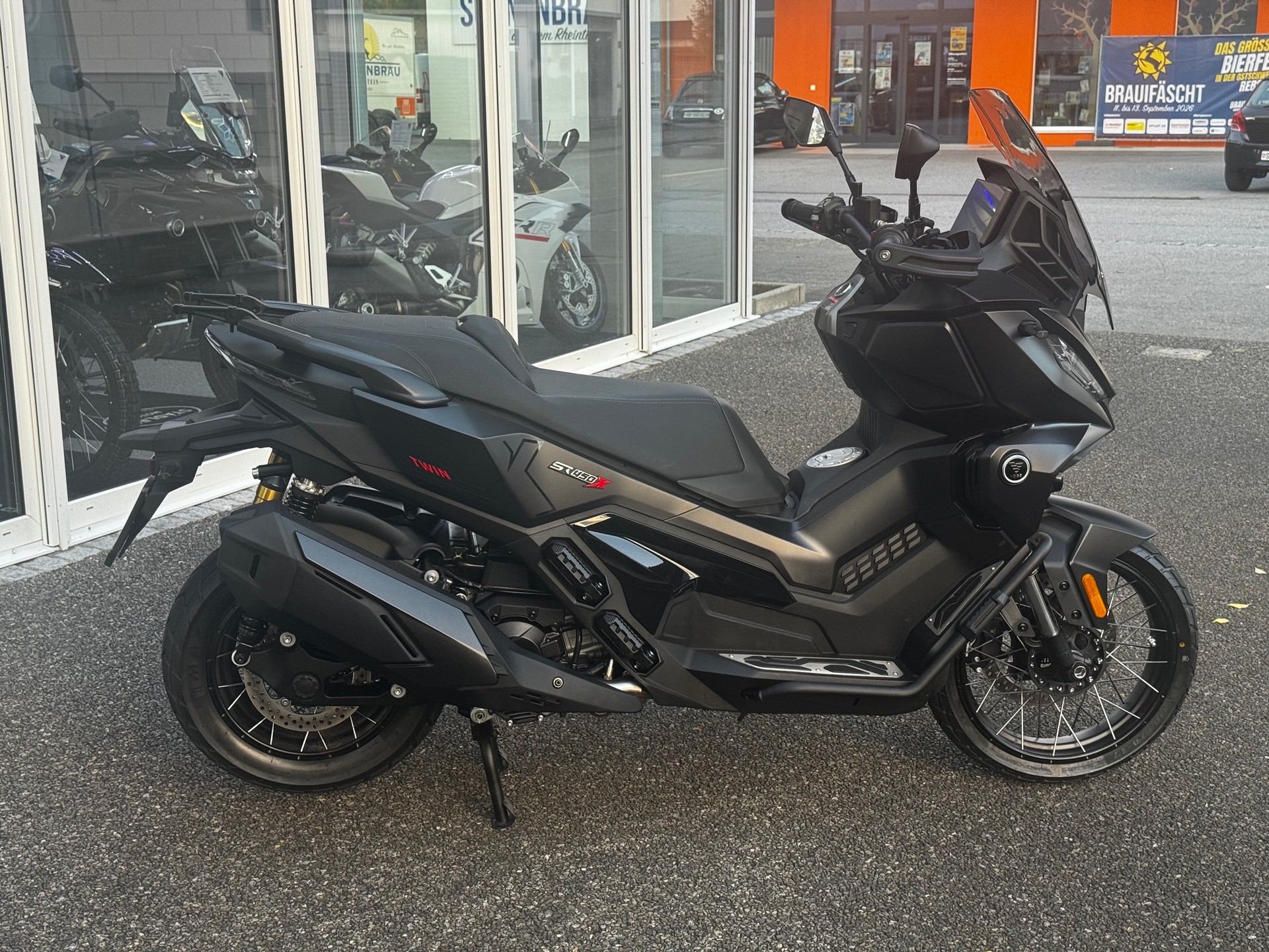 VOGE SR450X-image-0