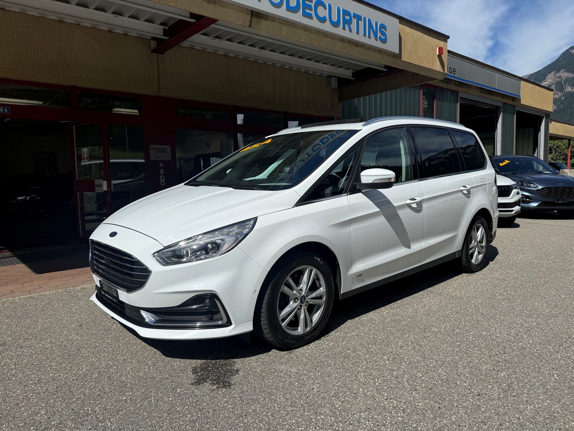 FORD Galaxy 2.0 TDCi Titanium AWD Automatic-image-1
