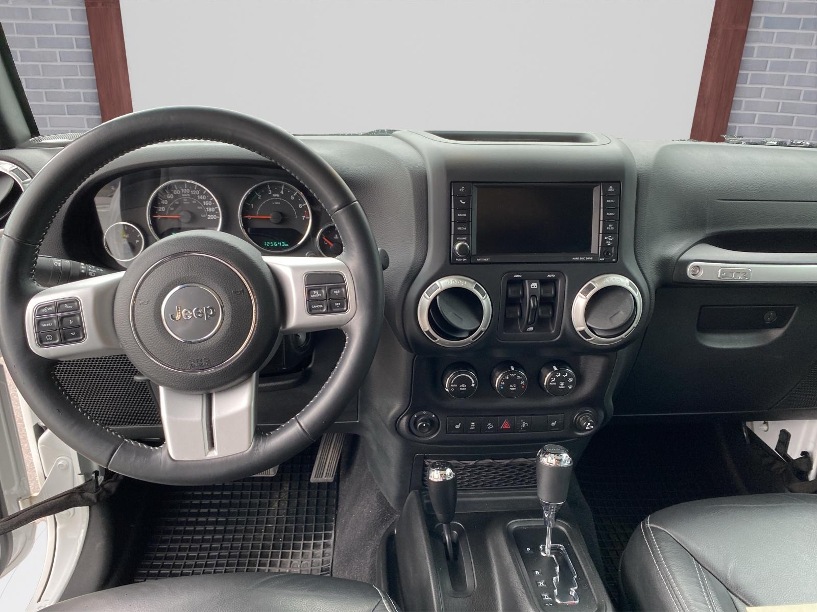 JEEP Wrangler 3.6 V6 JK Edition Unlimited / Höher / Breiter / 8-fach bereift-image-8