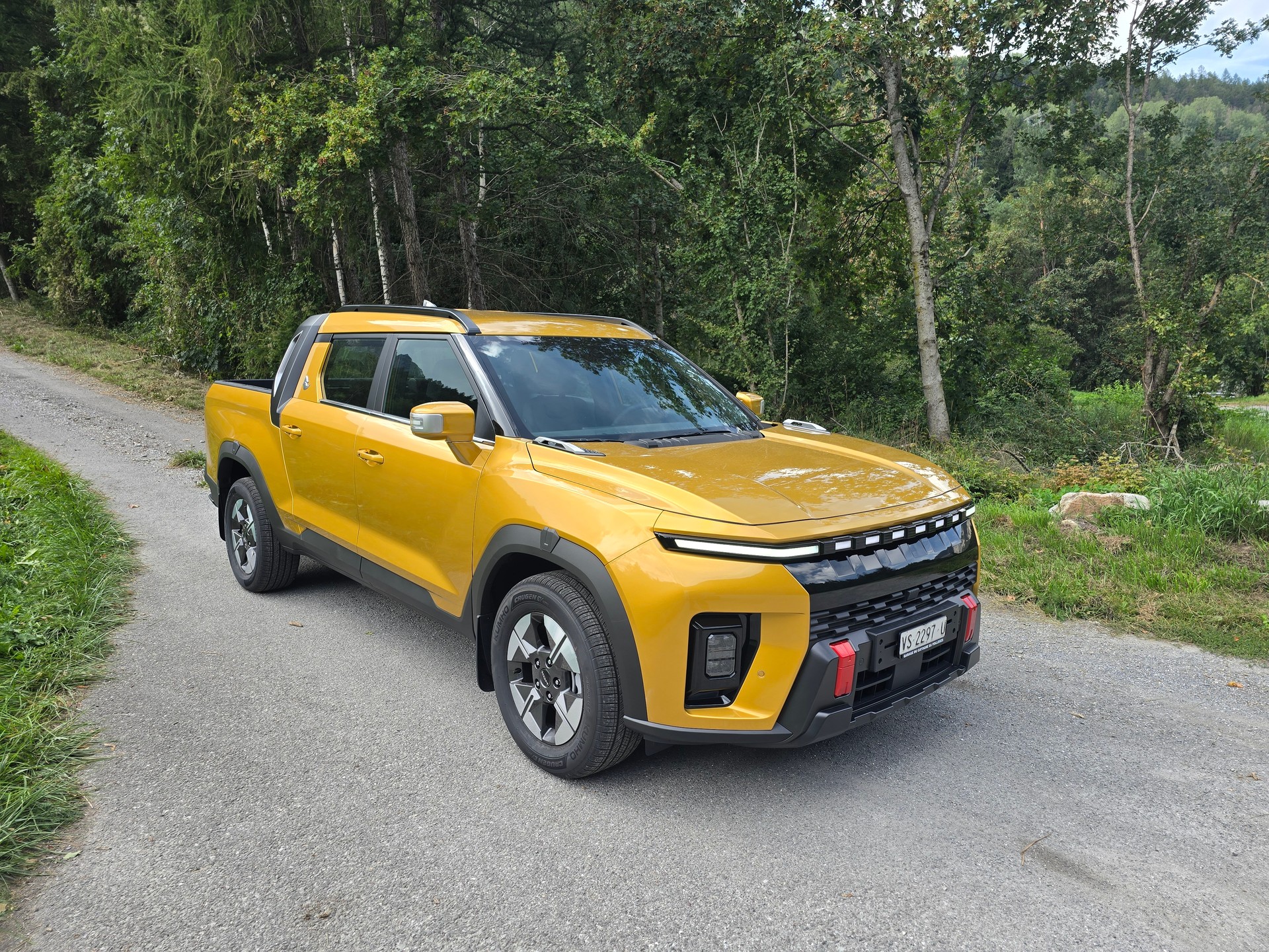 KGM-SsangYong Musso 80,6 kWh Platinum 4WD-showroom-element-1