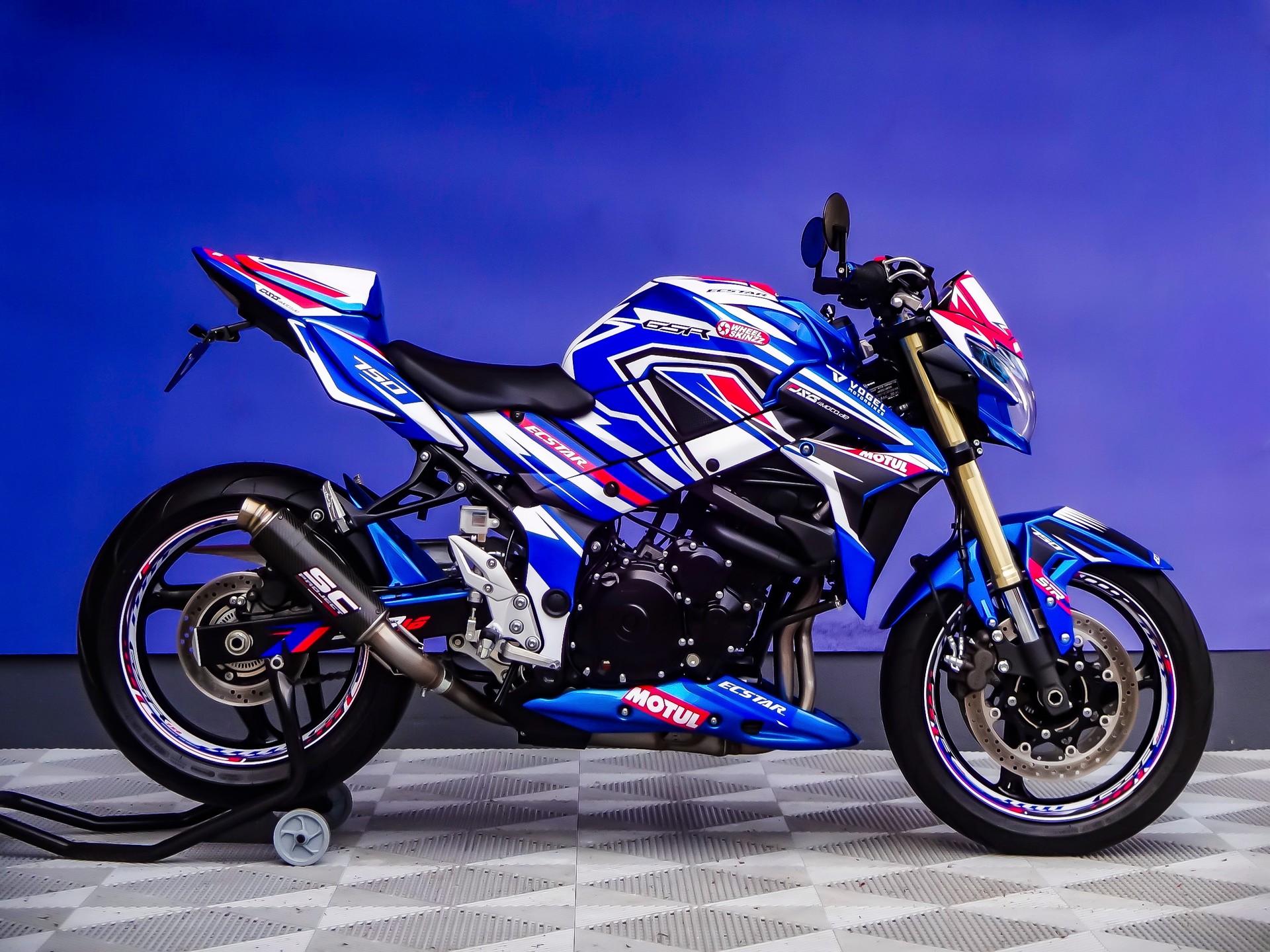 SUZUKI GSR 750 ABS Freegun (35kW)-image-0