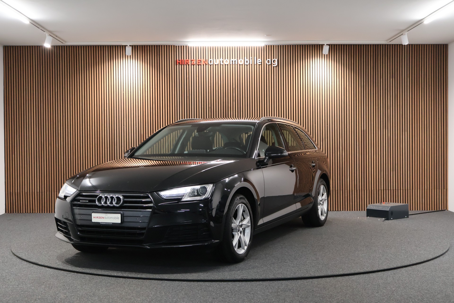 AUDI A4 Avant 2.0 TDI Sport quattro S-tronic