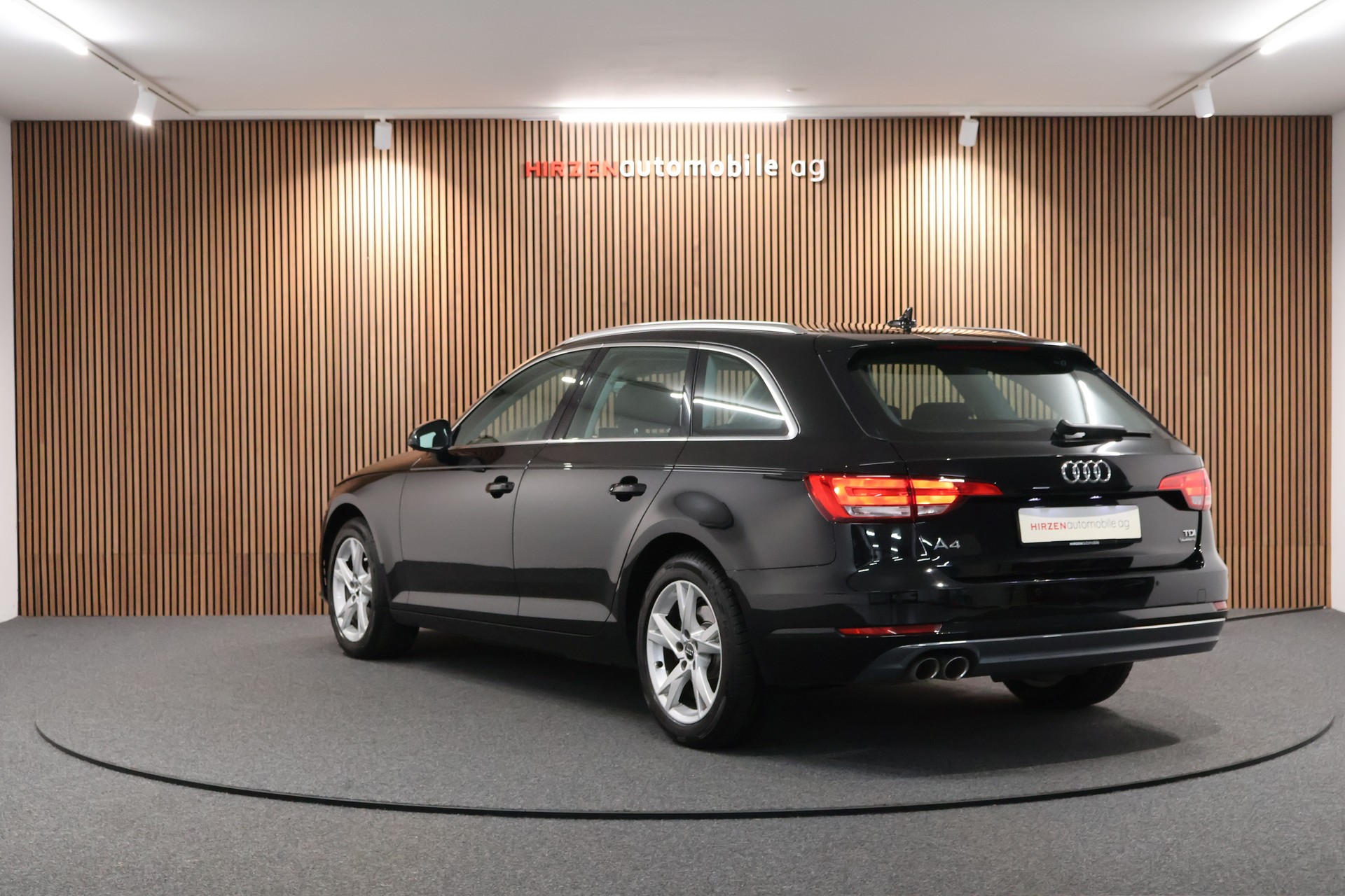 AUDI A4 Avant 2.0 TDI Sport quattro S-tronic-showroom-element-2