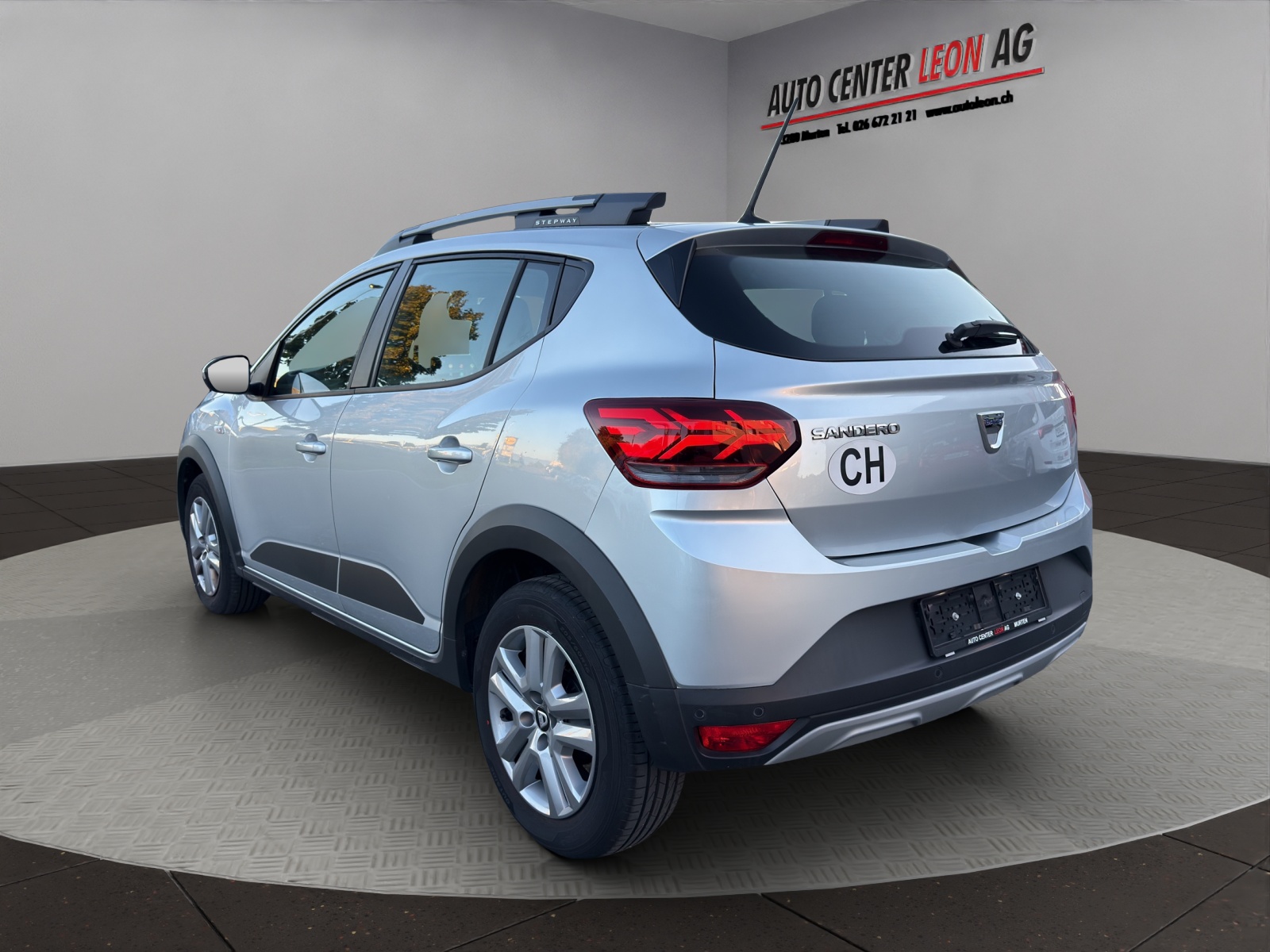 DACIA Sandero Stepway TCe 90 Comfort-showroom-element-3