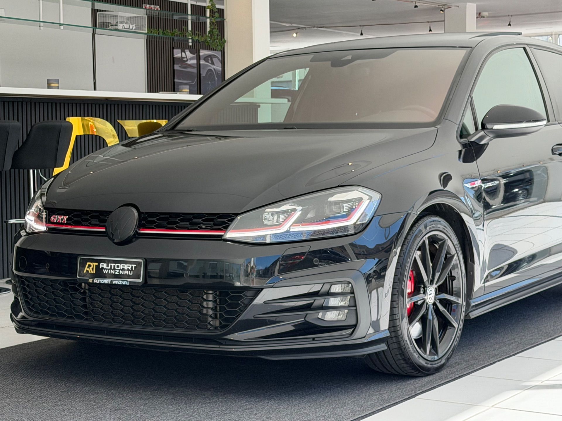 VW Golf 2.0 TSI GTI Performance DSG **REMUS Sportauspuffanlage**-showroom-element-1