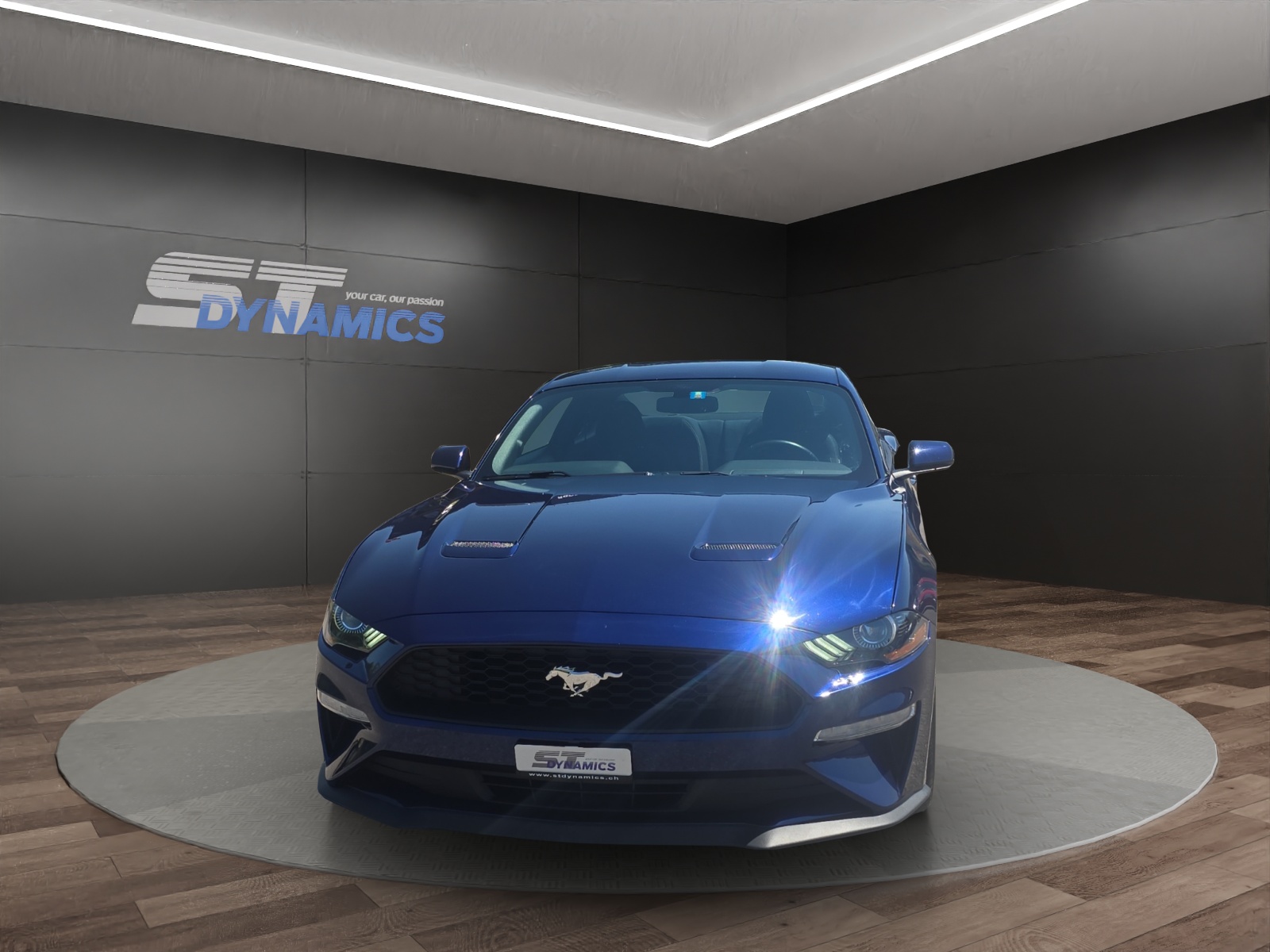 FORD Mustang 2.3 EcoB-showroom-element-1