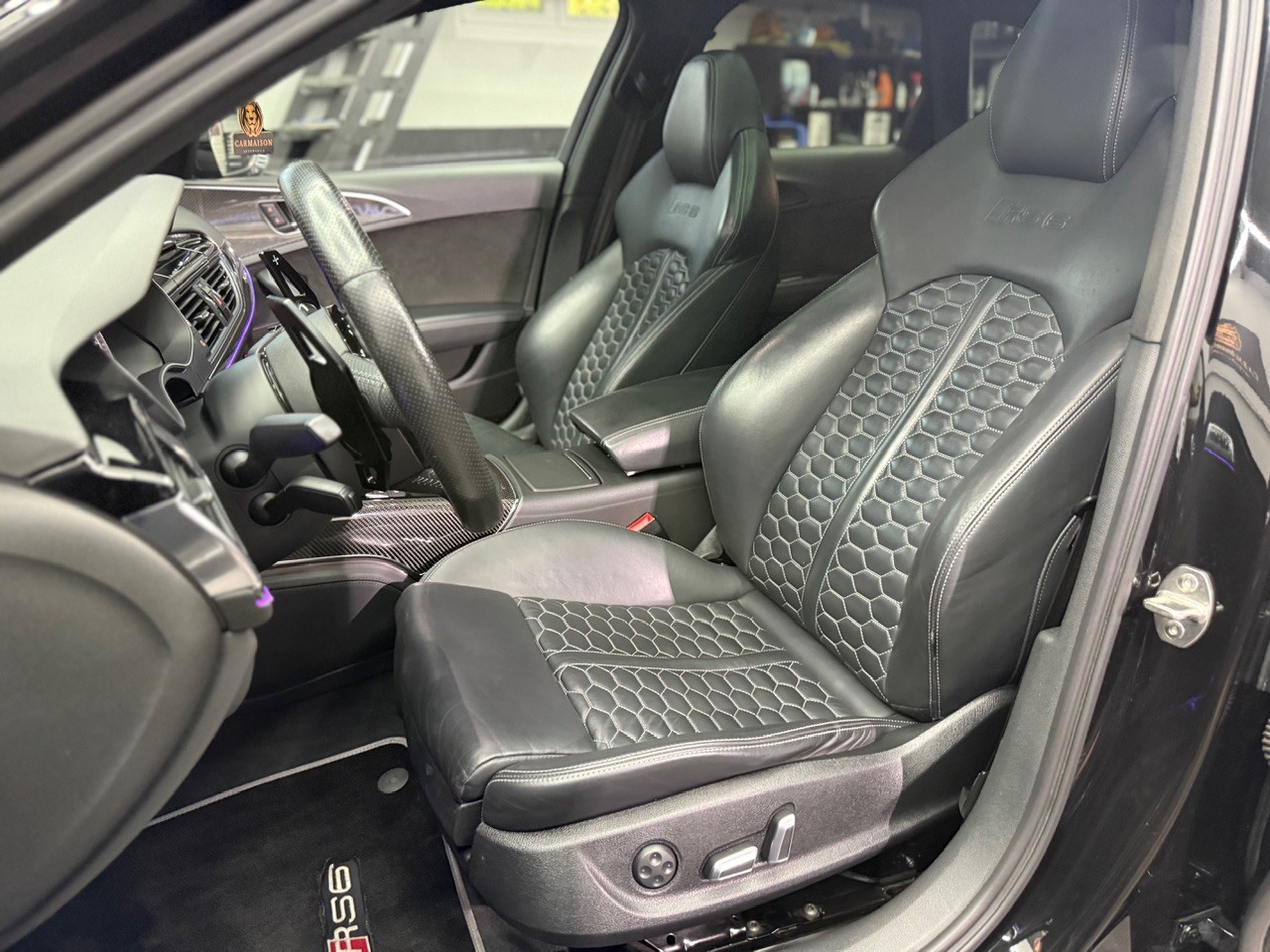 AUDI RS6 Avant 4.0 TFSI V8 quattro | CH-Auto | Milltek Auspuff | Carbon | Luftfahrwerk | Head-Up Display | Panoramadach | Bose-image-15