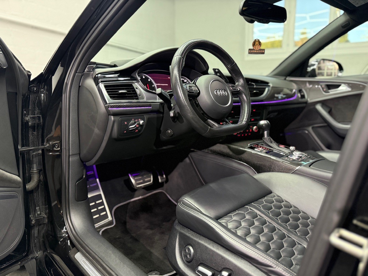 AUDI RS6 Avant 4.0 TFSI V8 quattro | CH-Auto | Milltek Auspuff | Carbon | Luftfahrwerk | Head-Up Display | Panoramadach | Bose-image-13