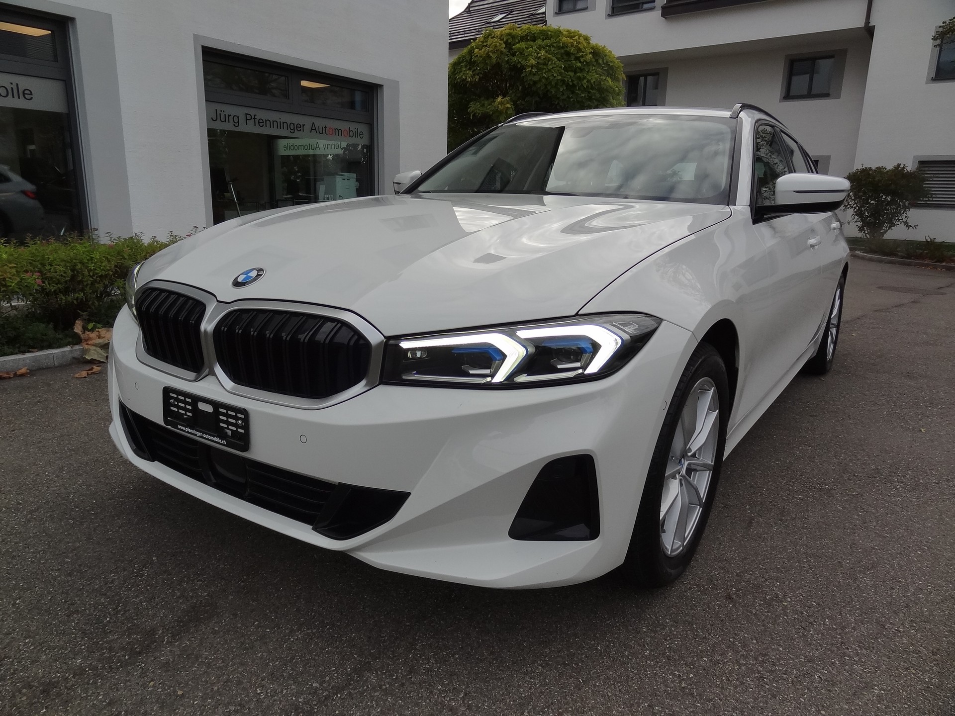 BMW 320d xDrive 48V Touring Steptronic