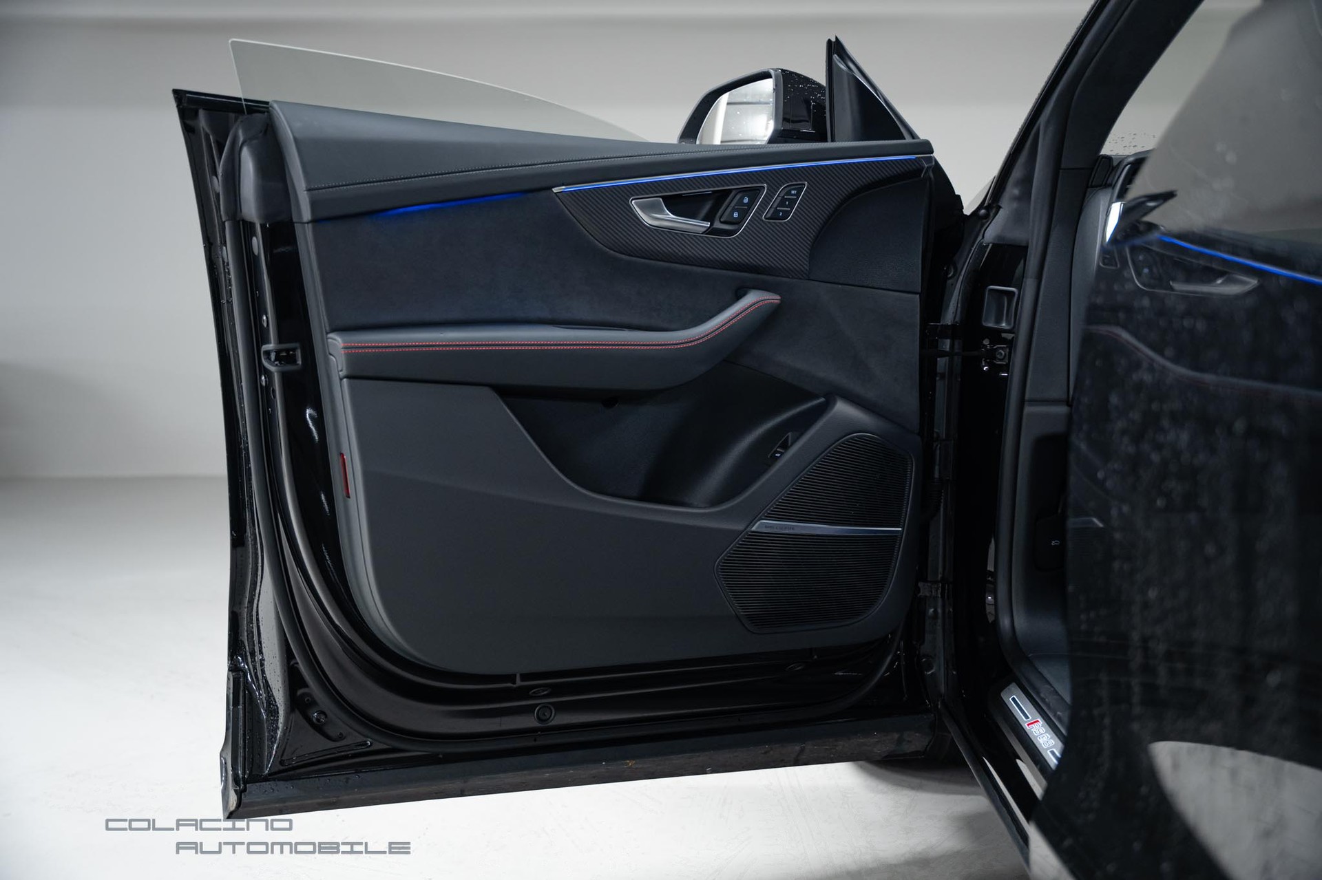 AUDI RSQ8 quattro tiptronic-image-17