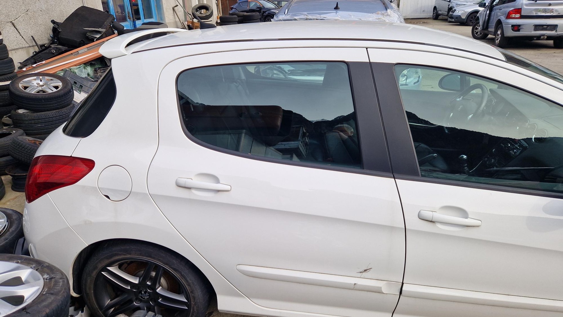 PEUGEOT 308 1.6 16V T GTi-image-6