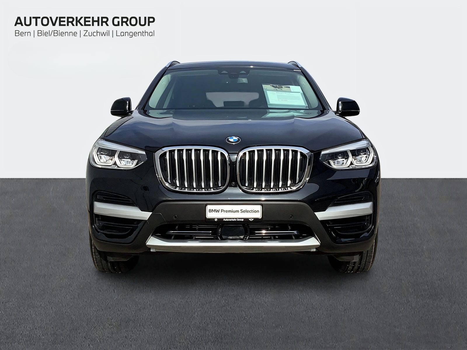 BMW X3 xDrive 30e xLine-showroom-element-2
