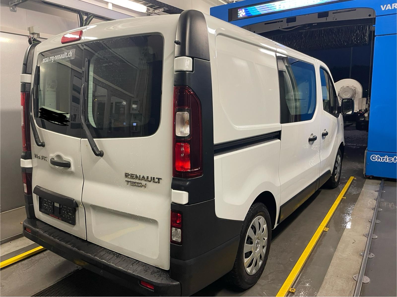 RENAULT Trafic 1.6 dCi 120 2.7t Access L2H1-image-3