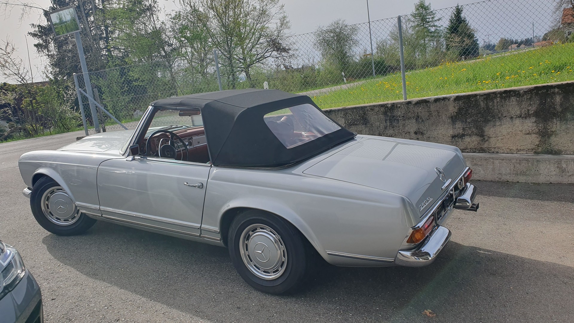 MERCEDES-BENZ 280 SL Pagode-image-3