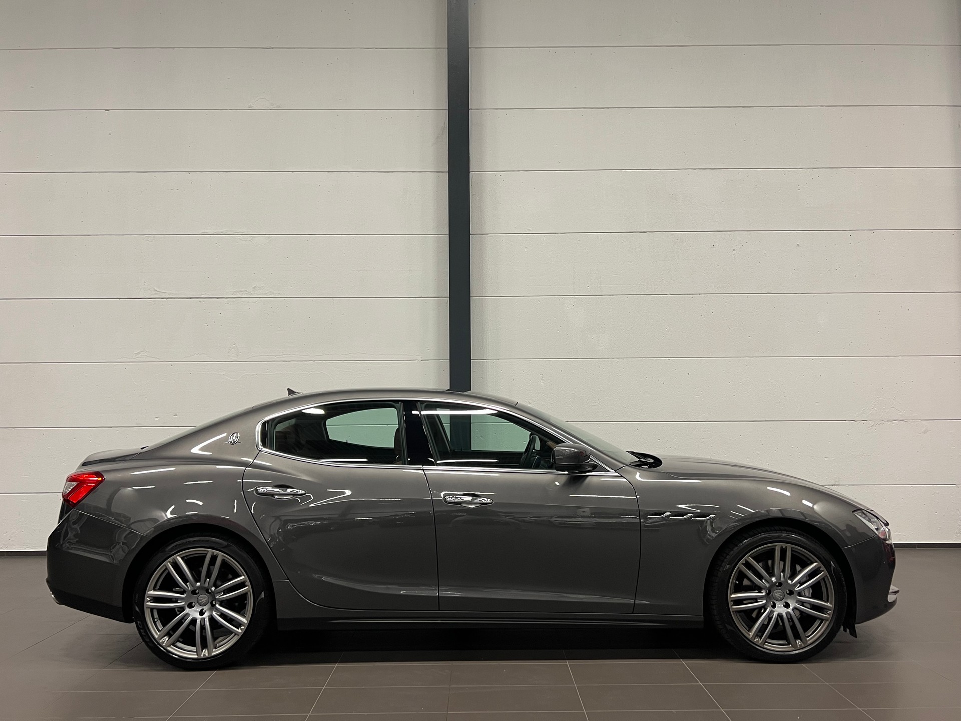 MASERATI Ghibli 3.0 V6 Automatica-image-7