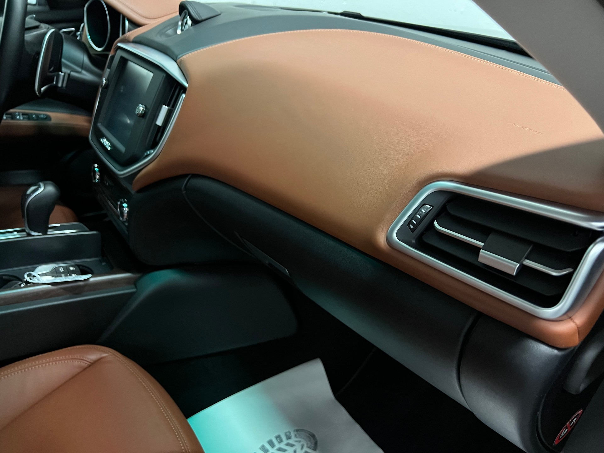 MASERATI Ghibli 3.0 V6 Automatica-image-30