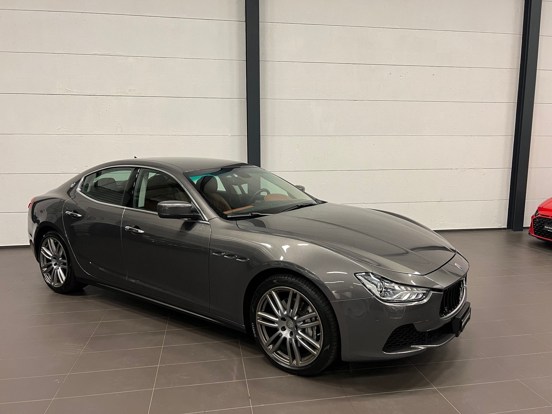 MASERATI Ghibli 3.0 V6 Automatica-showroom-element-1