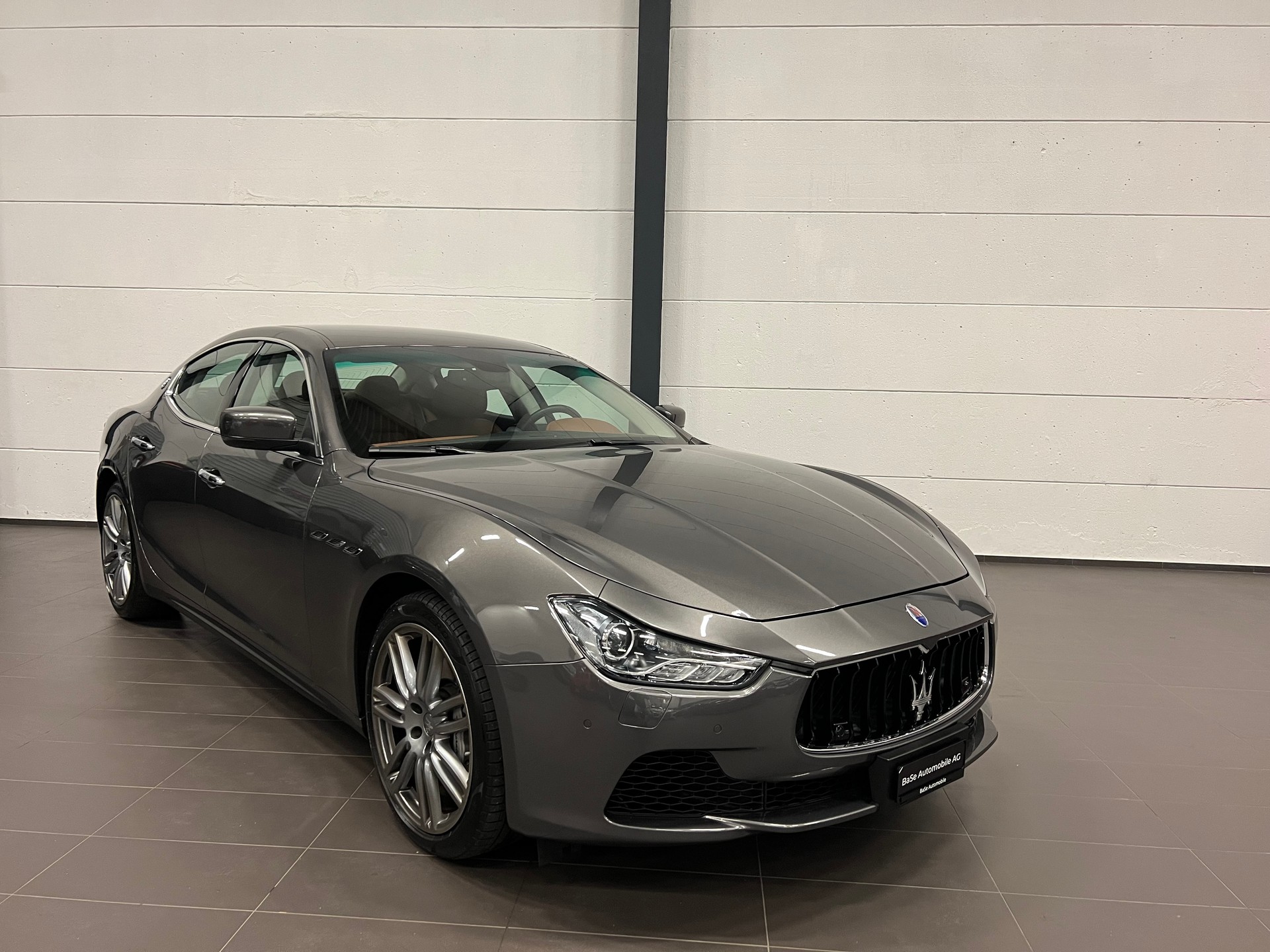 MASERATI Ghibli 3.0 V6 Automatica-showroom-element-3