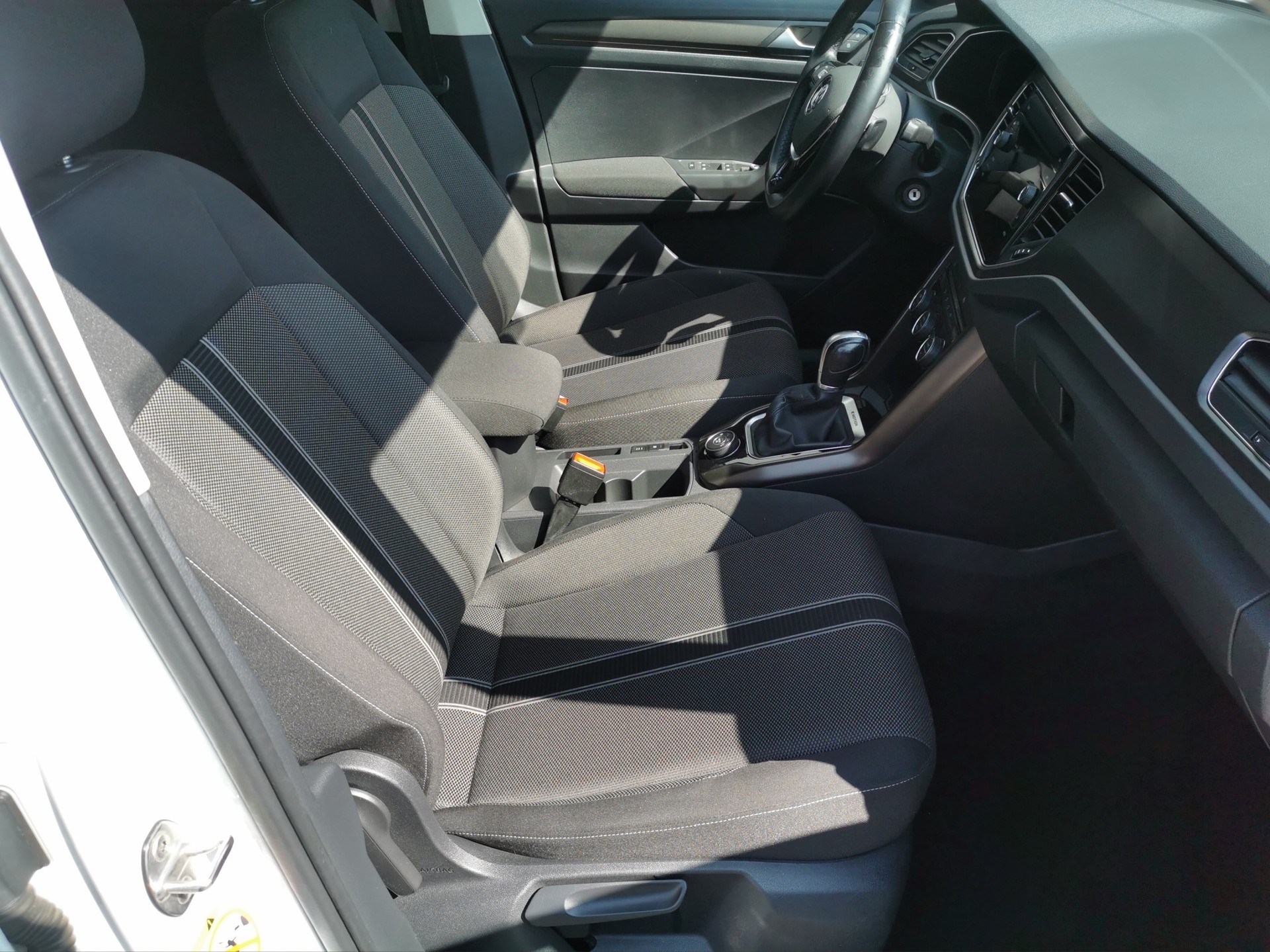 VW T-Roc 2.0 TDI SCR Advance DSG 4Motion-image-11