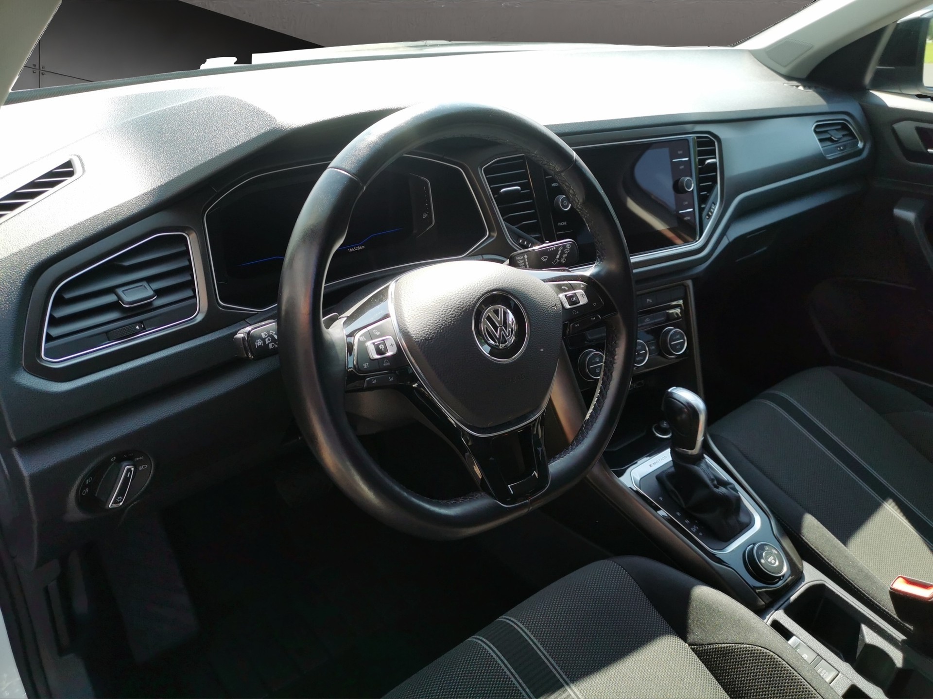 VW T-Roc 2.0 TDI SCR Advance DSG 4Motion-image-6