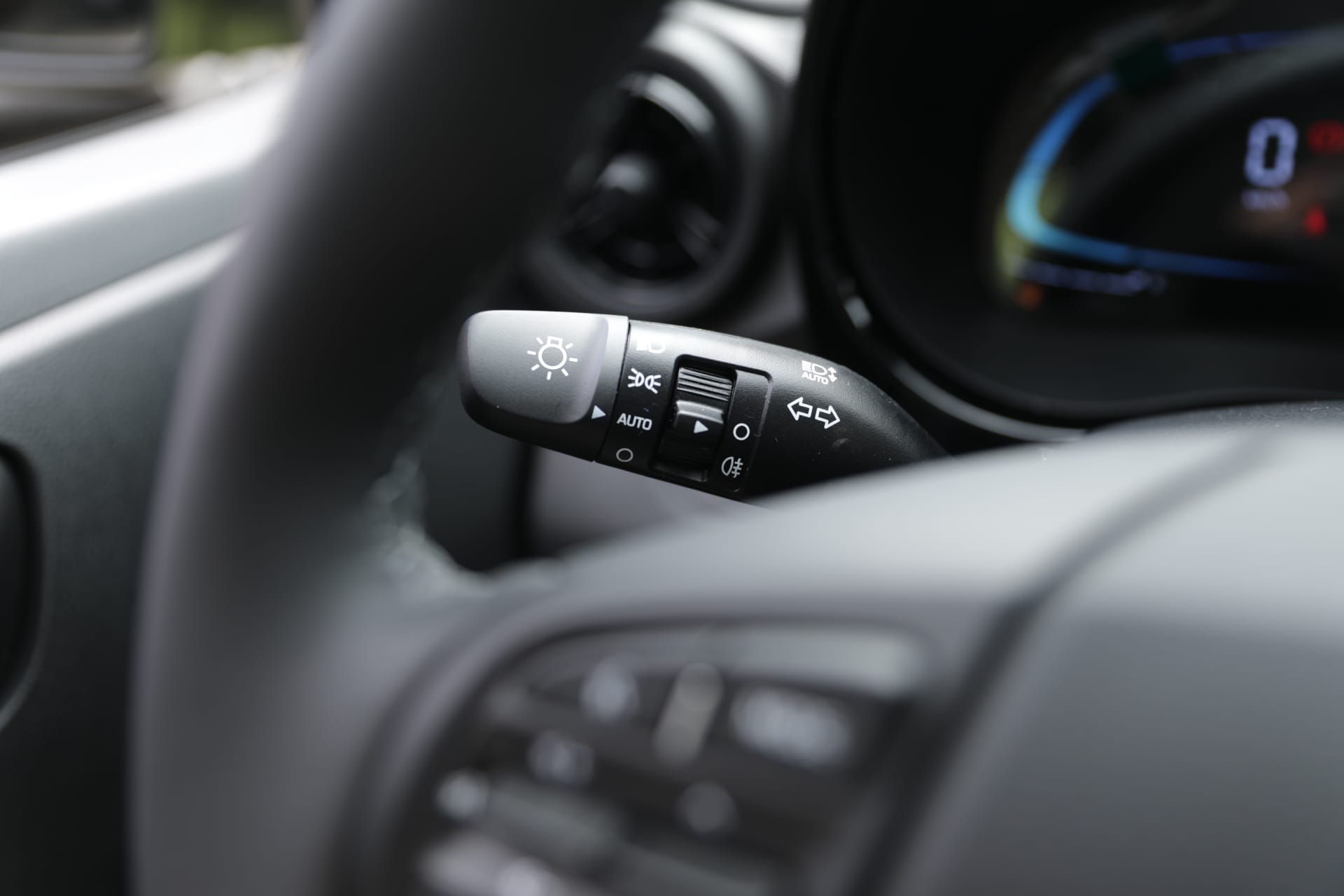 HYUNDAI i10 1.0 Origo Automat-image-18