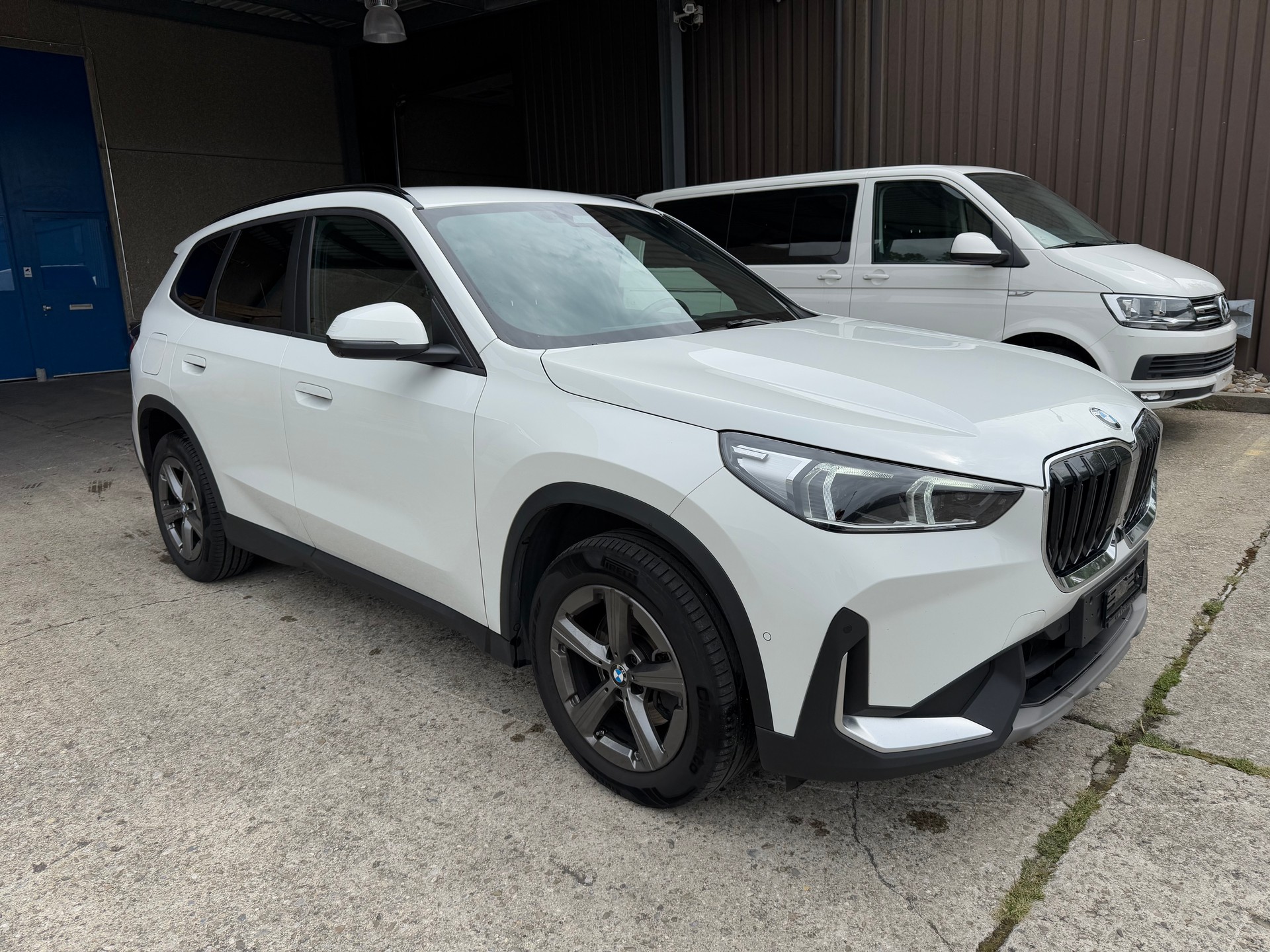 BMW X1 xDrive 20d 48V-image-1