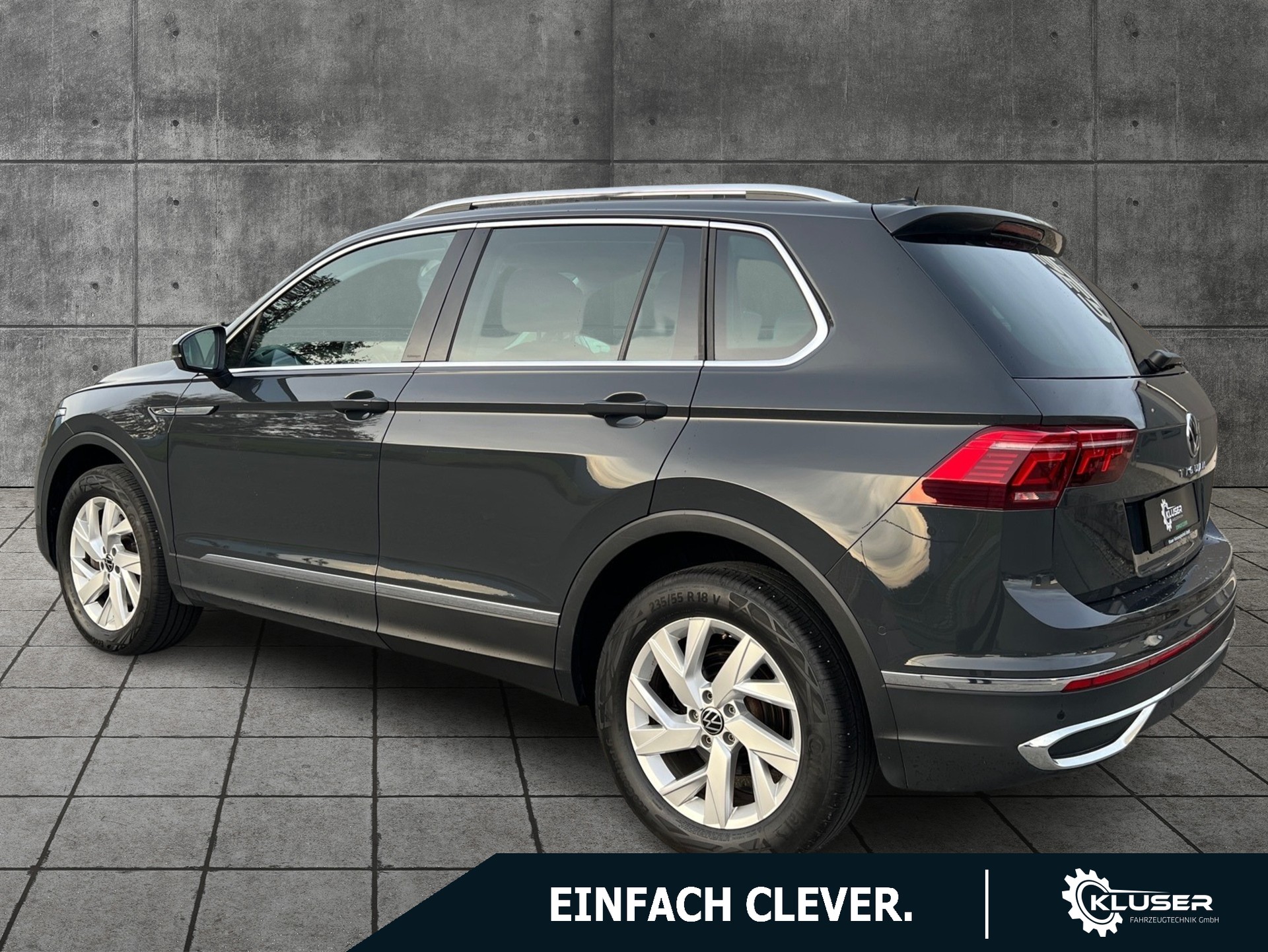 VW Tiguan 2.0 TDI SCR Elegance 4Motion DSG-image-3