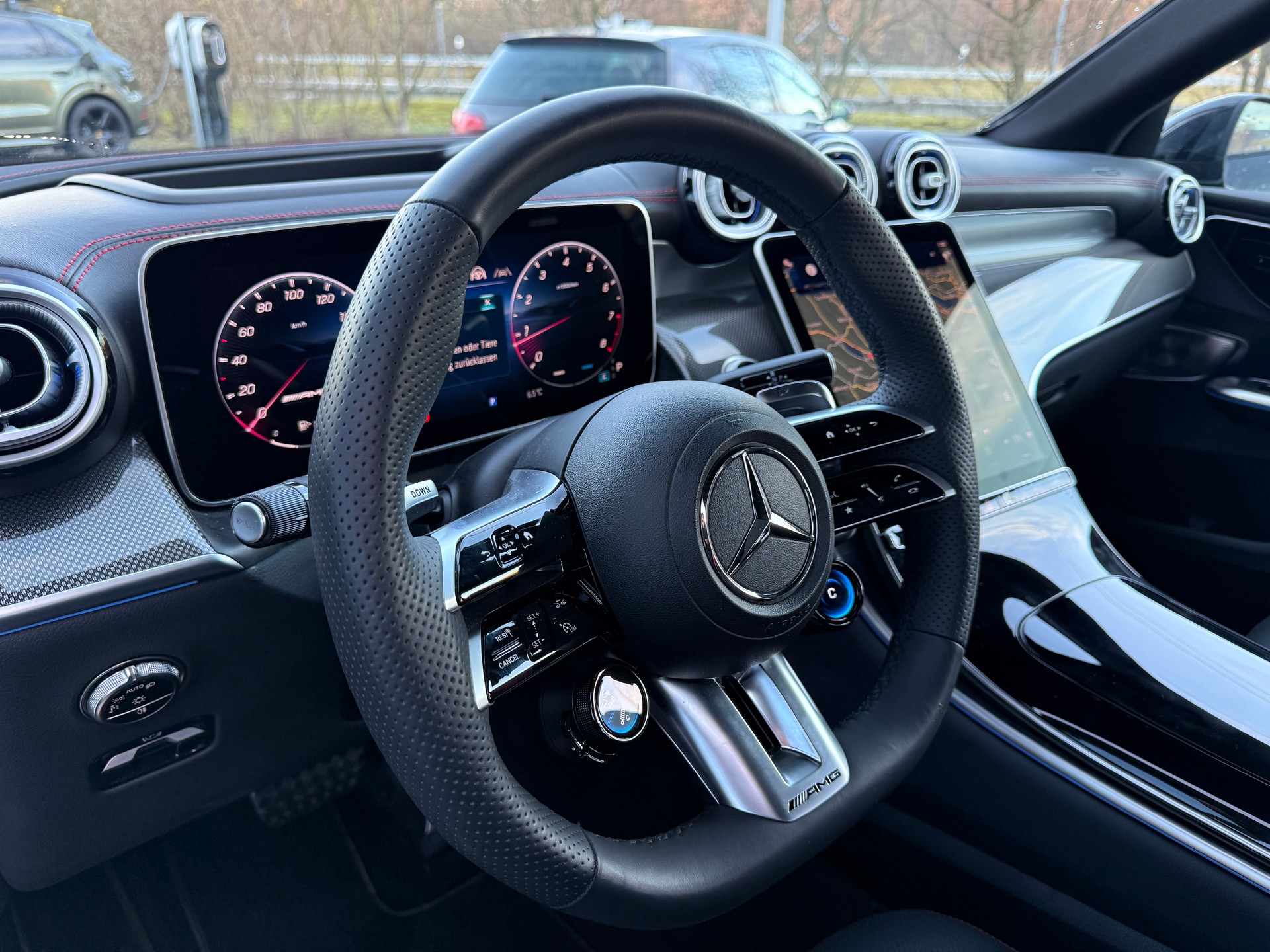 MERCEDES-BENZ GLC 43 AMG Executive Edition 4Matic 9G-Tronic-image-9