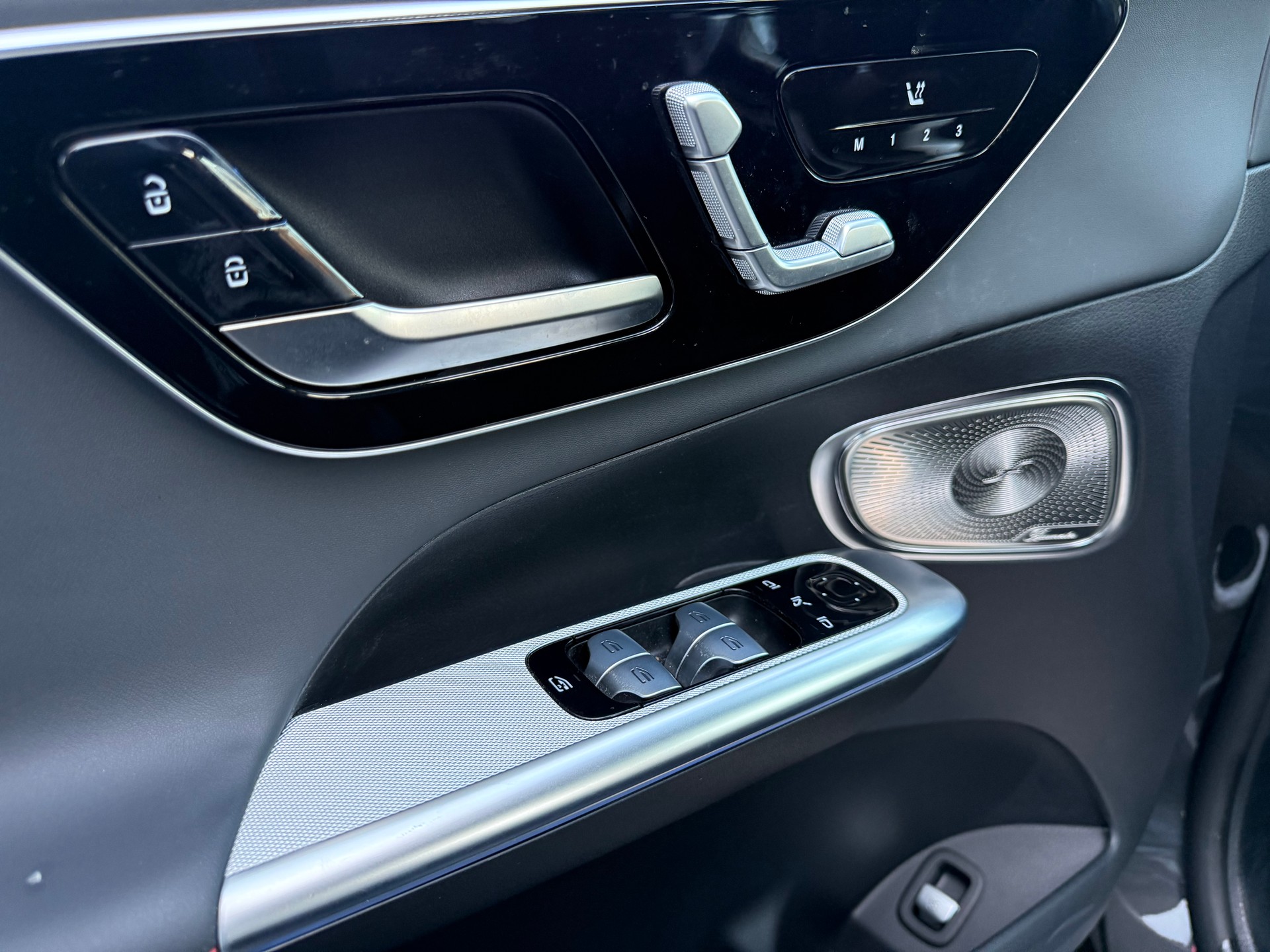 MERCEDES-BENZ GLC 43 AMG Executive Edition 4Matic 9G-Tronic-image-12