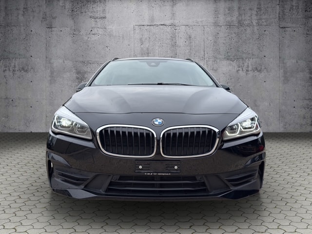 BMW 218d xDrive Gran Tourer **CH Fahrzeug**-image-15