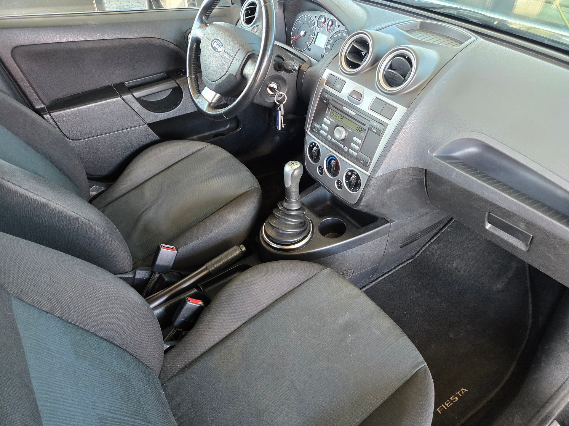 FORD 1.25 16V-image-12