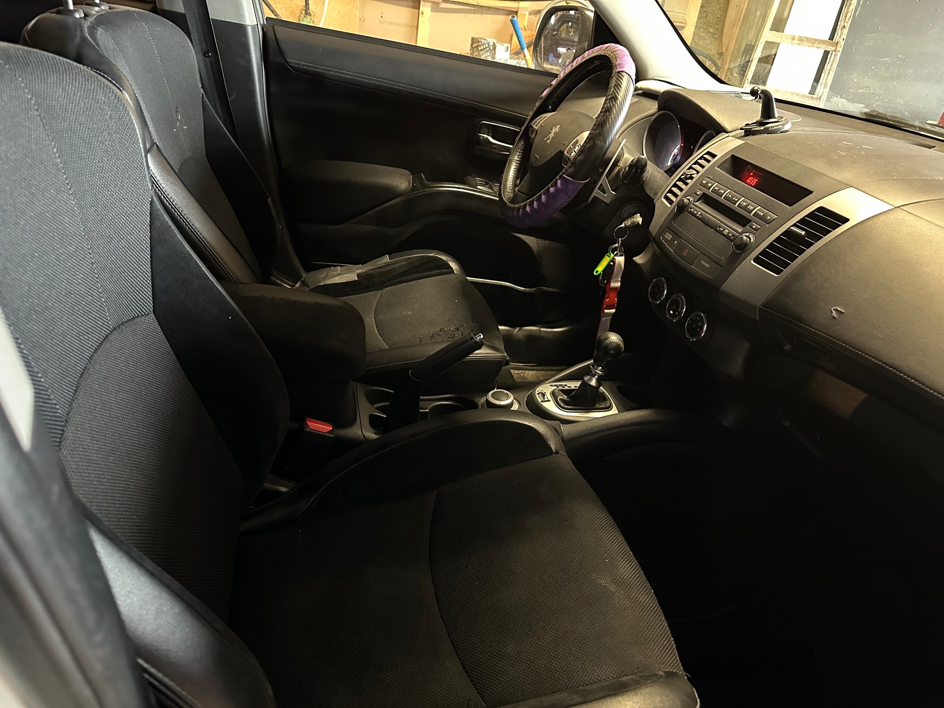 PEUGEOT 4007 2.2 HDi Dynamic-image-9