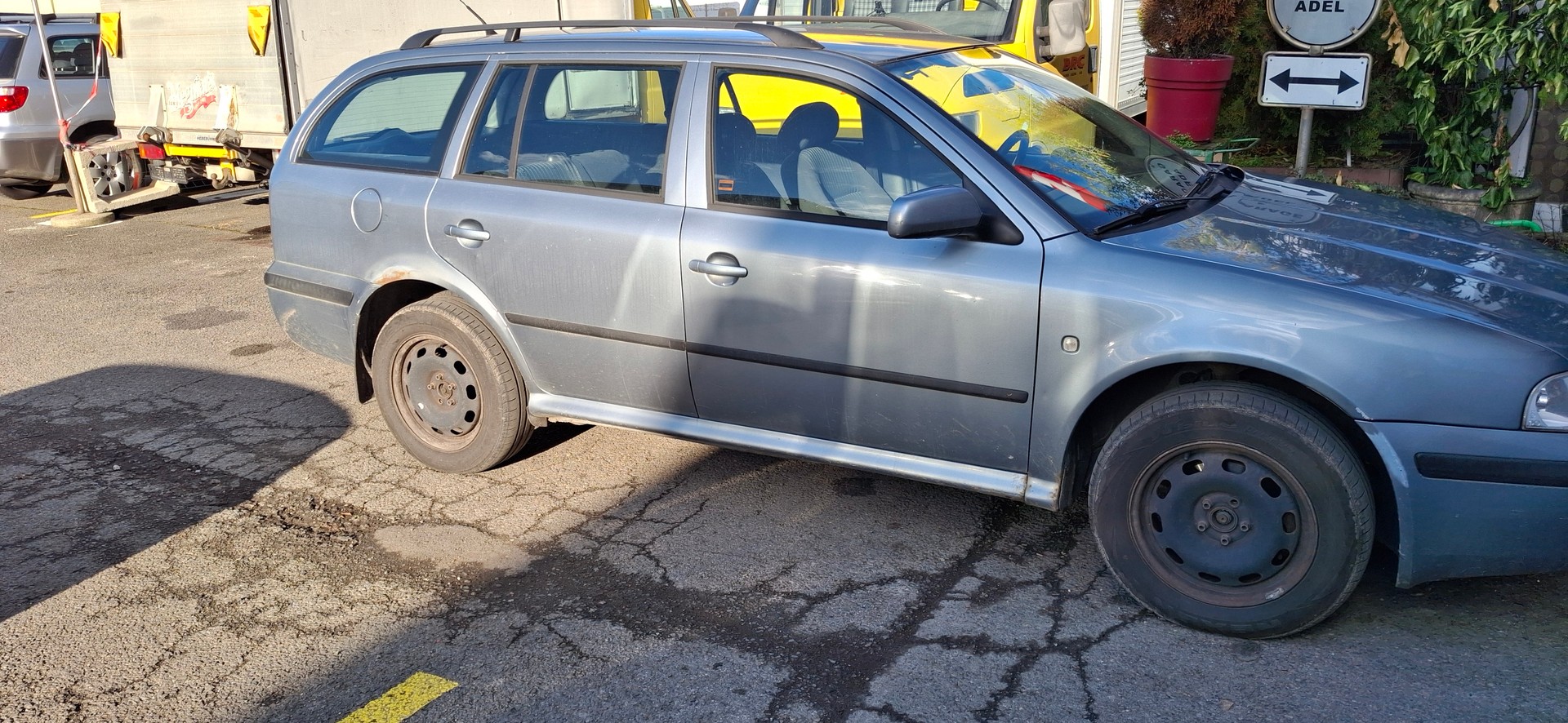 SKODA Octavia 1.9 TDI Tour 4x4-image-1