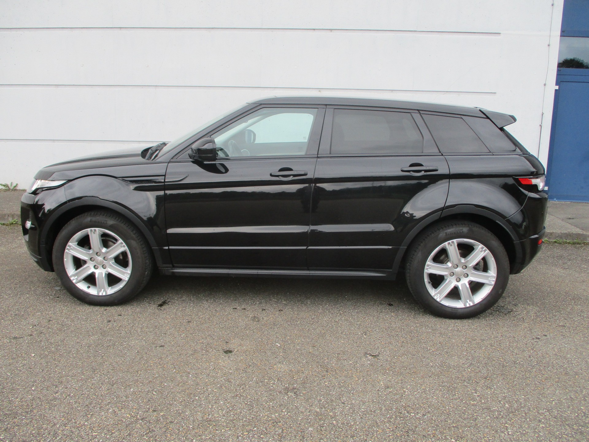 LAND ROVER Range Rover Evoque 2.0 Si4 Dynamic AT9-image-1