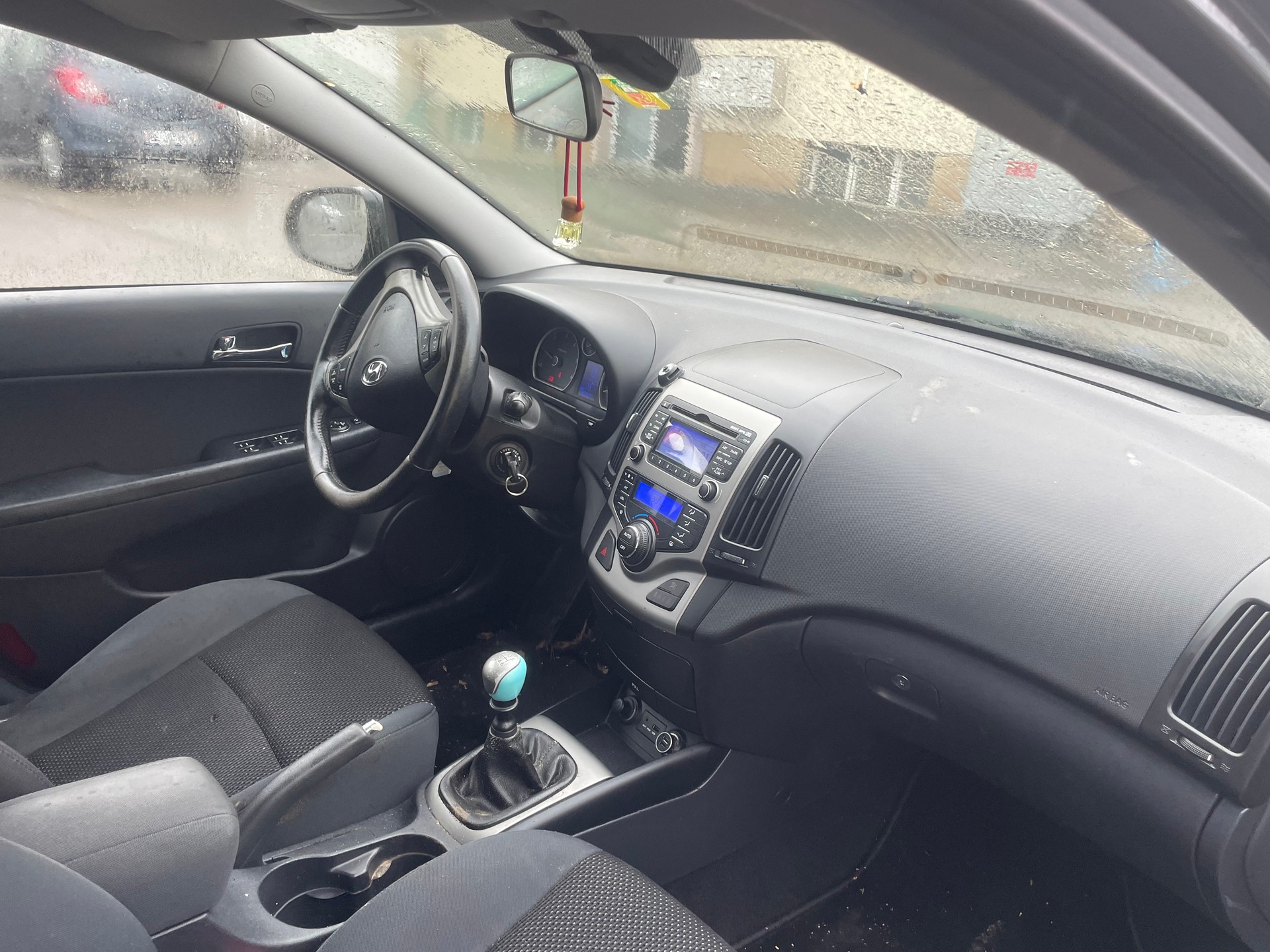 HYUNDAI i30 Wagon 1.6 CRDi Style-image-8