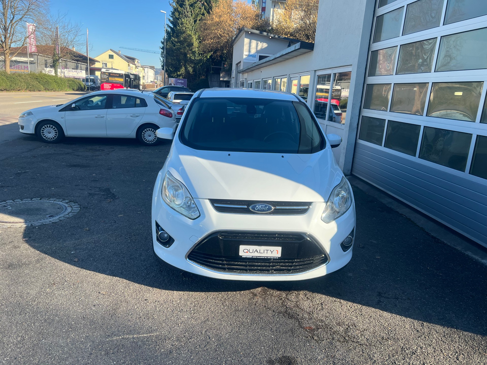 FORD C-Max 1.6 SCTi Titanium-image-2