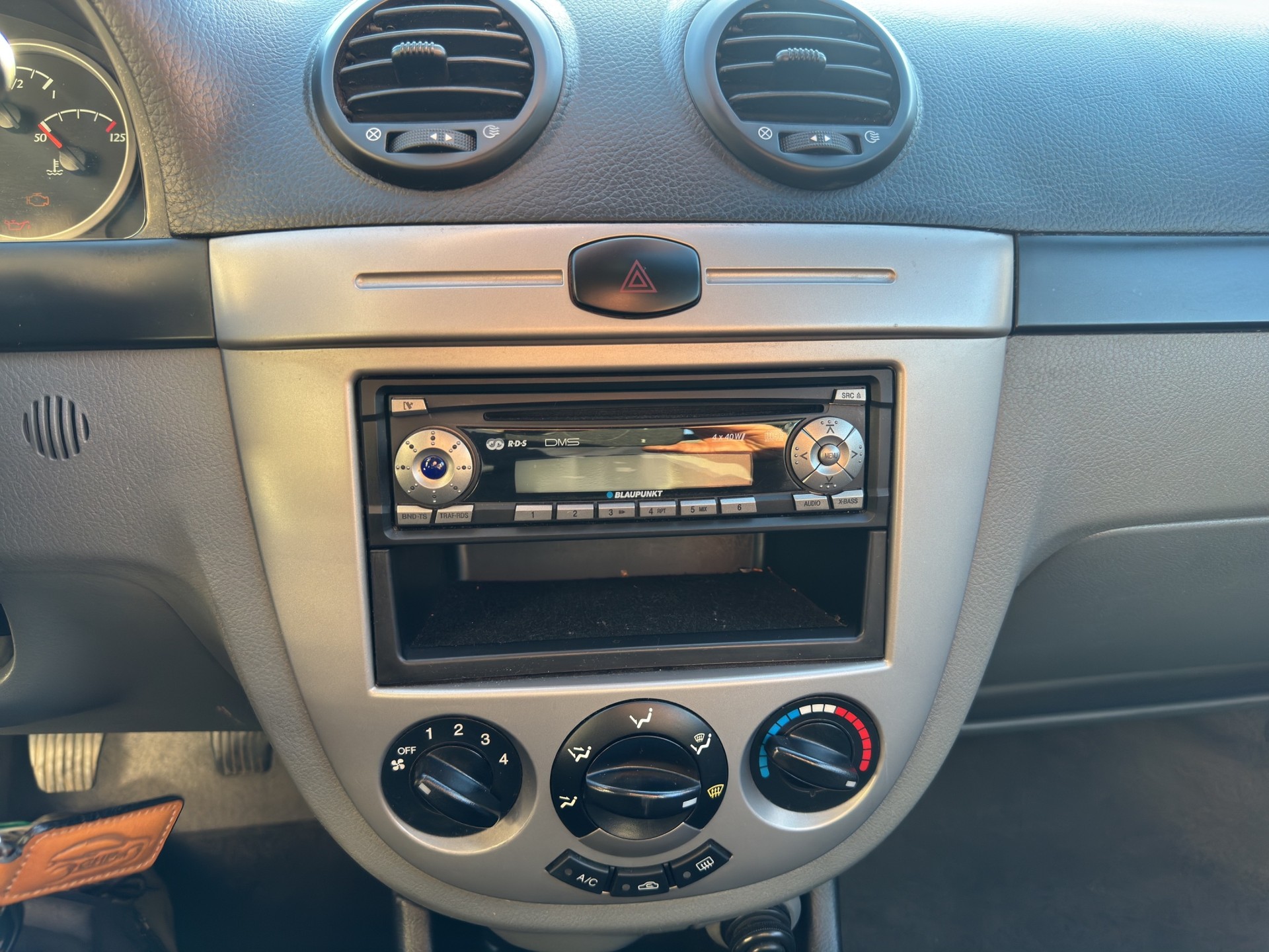 CHEVROLET Lacetti 1.6 16V SX-image-15