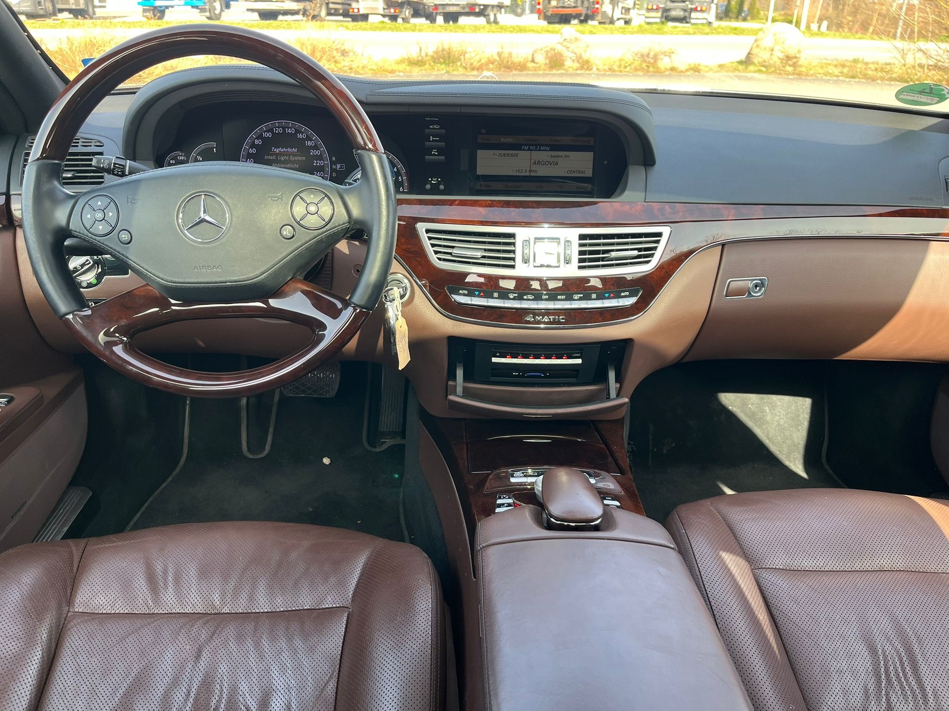 MERCEDES-BENZ S 350 BlueTEC 4Matic 7G-Tronic-image-6