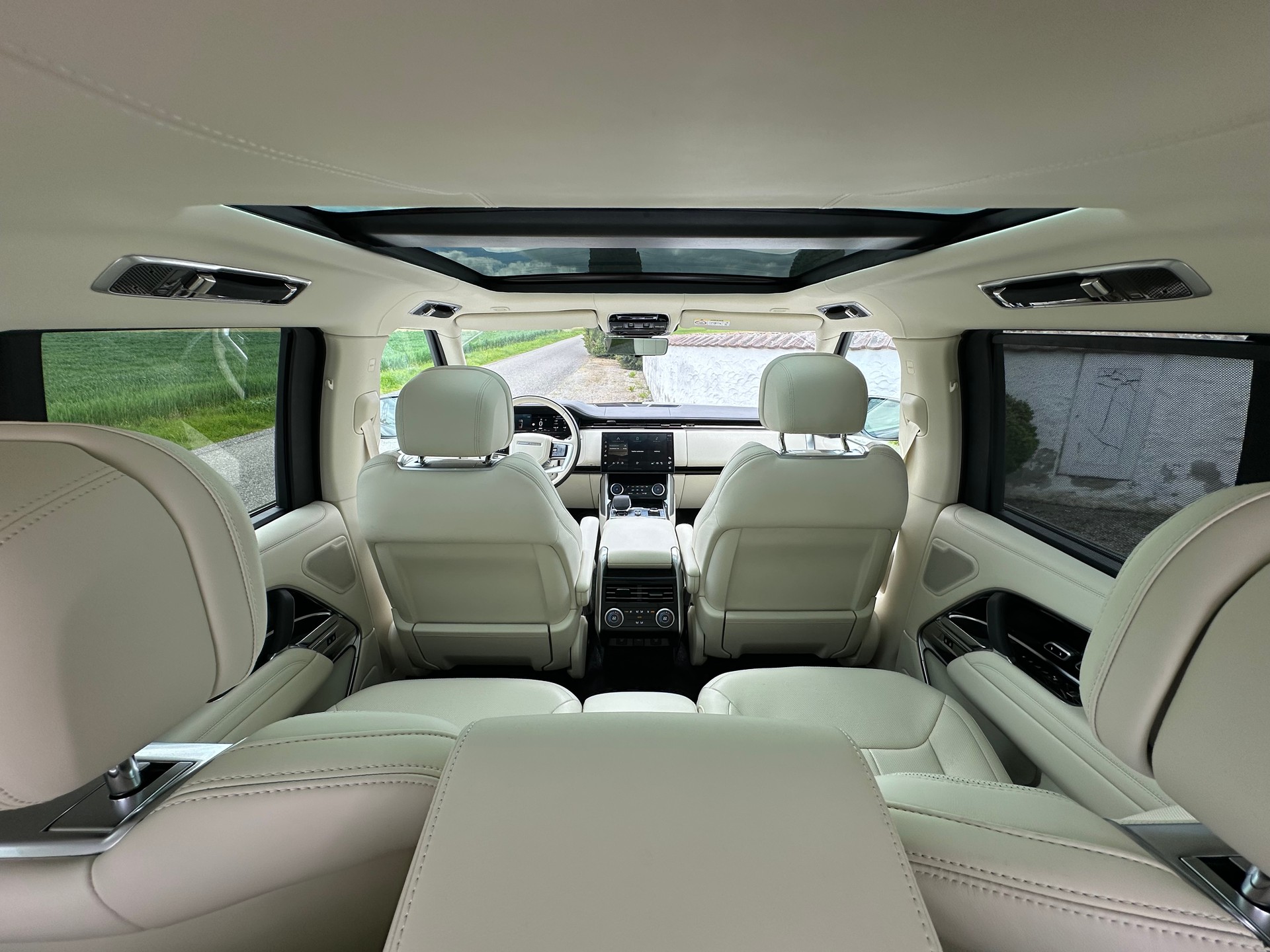 LAND ROVER Range Rover P510e Si6 PHEV Autobiography Automatic-image-6