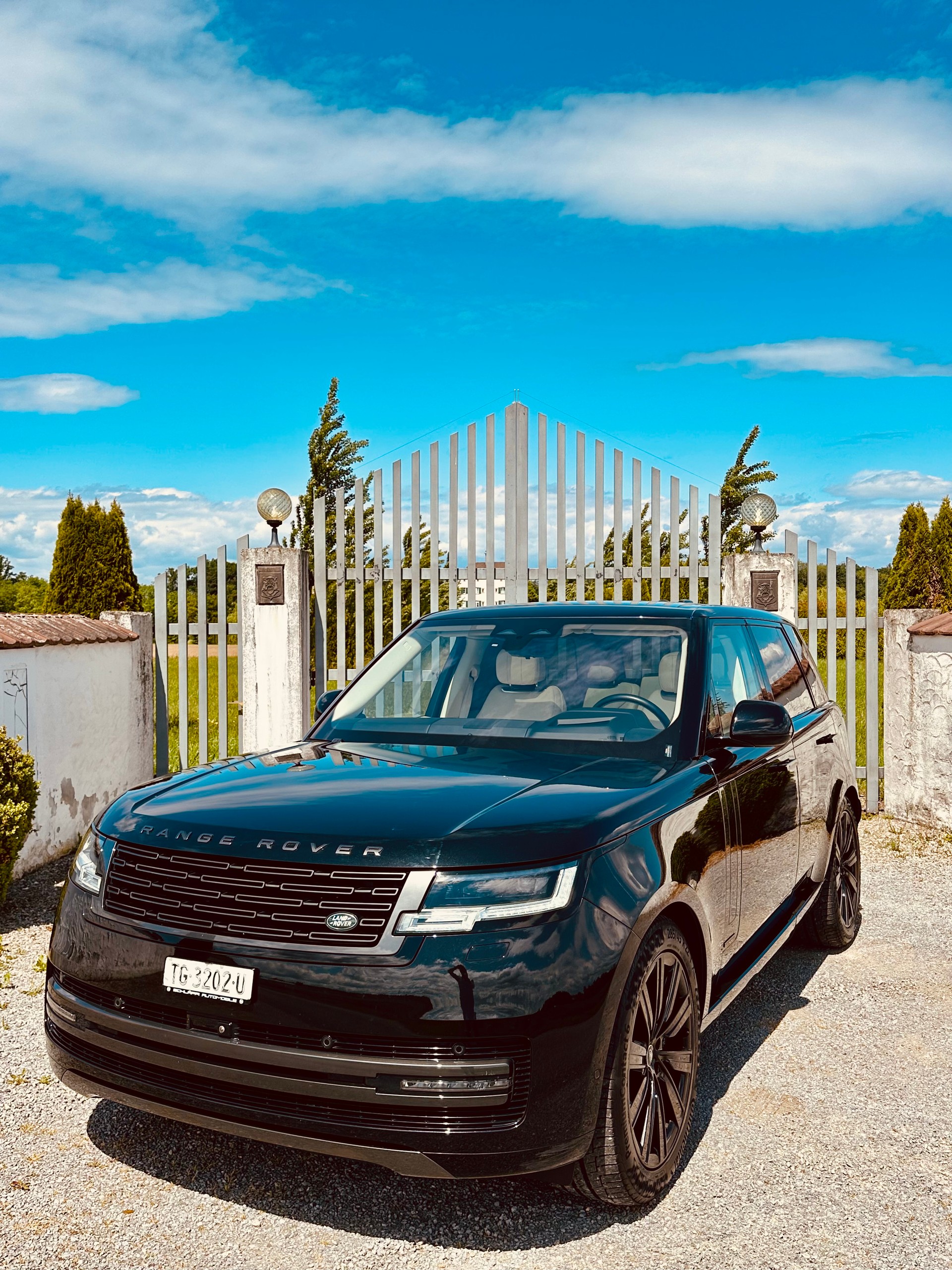 LAND ROVER Range Rover P510e Si6 PHEV Autobiography Automatic-image-1
