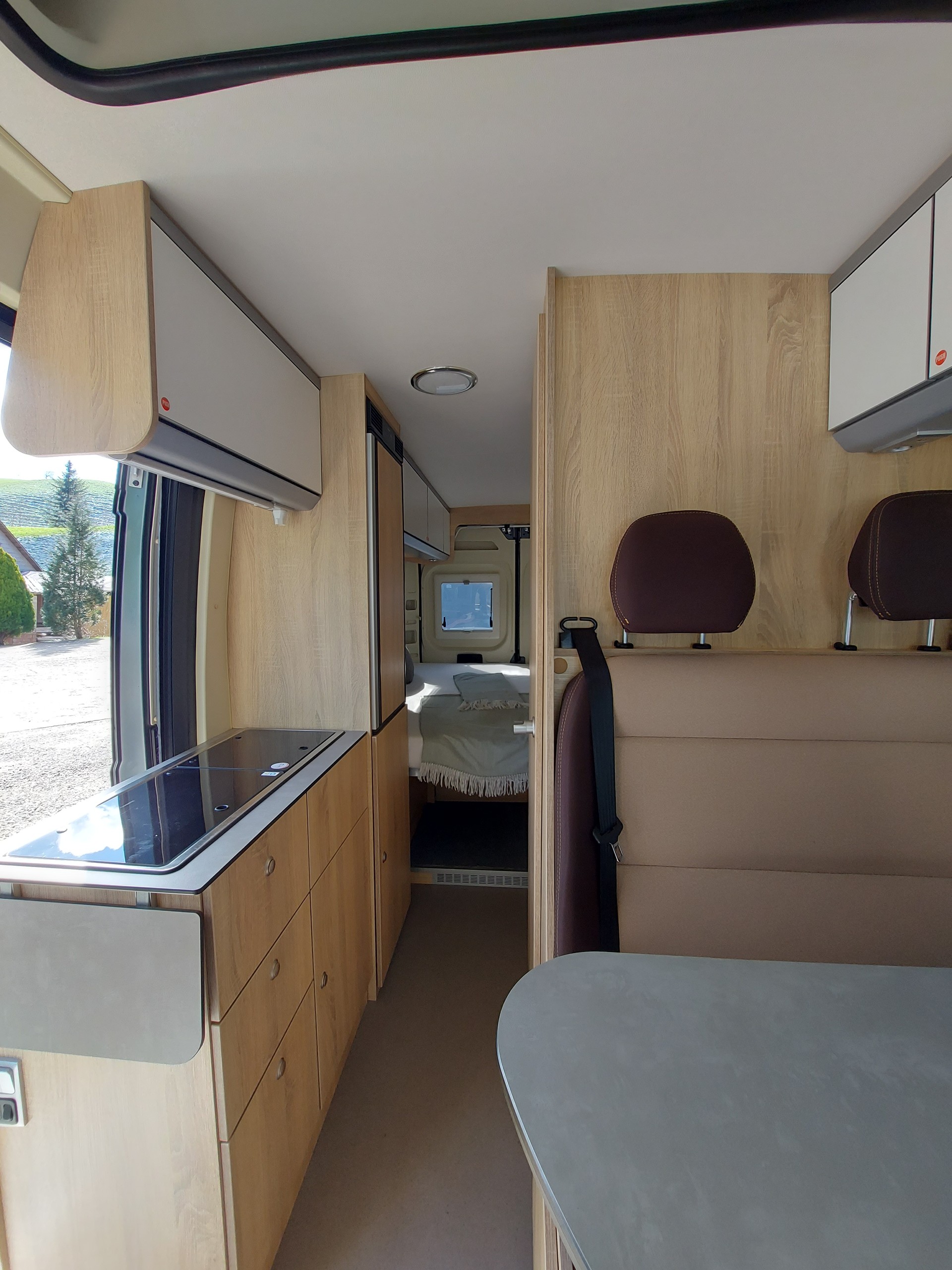 CLEVER VANS Runner 636-image-5