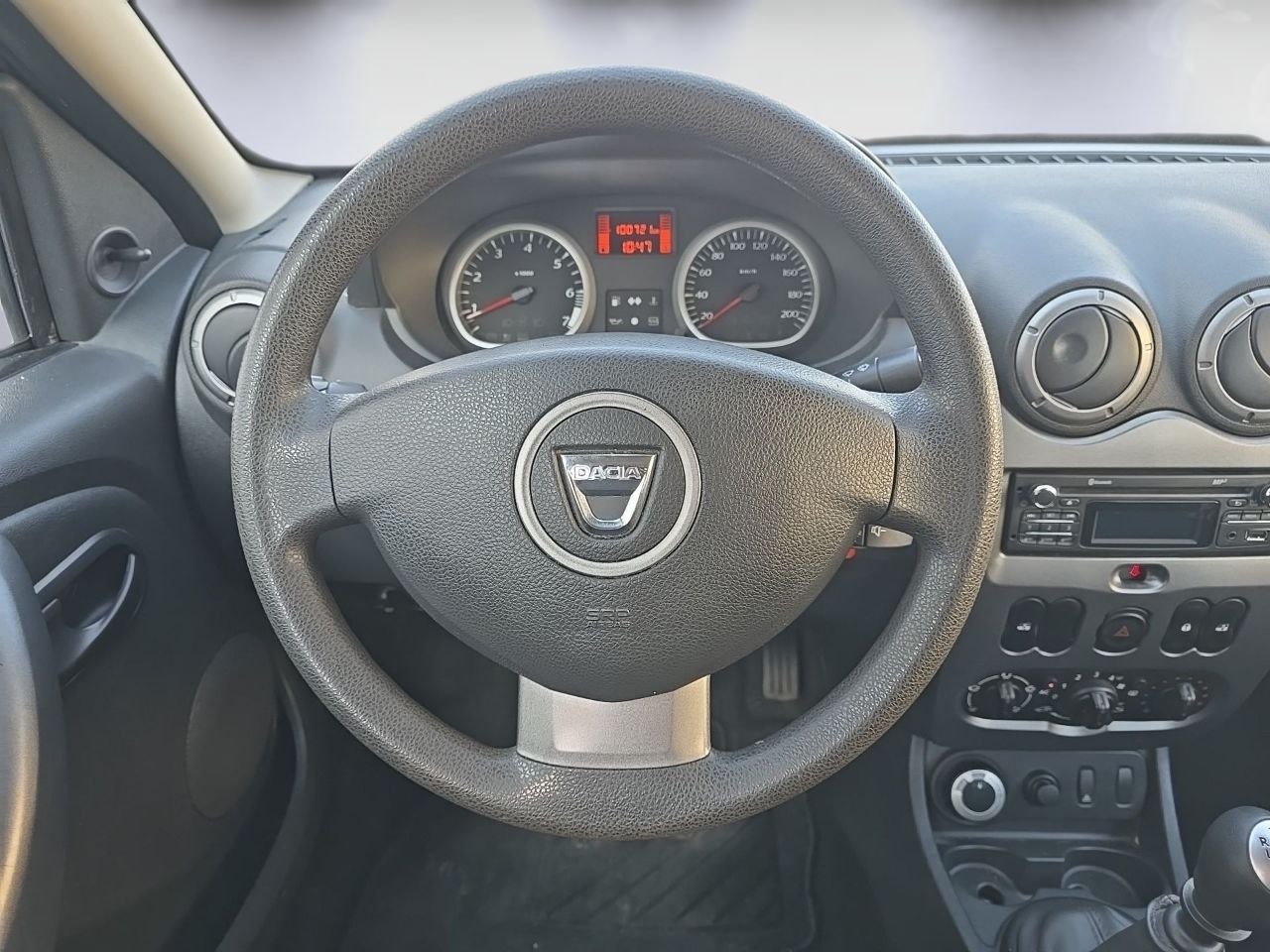 DACIA Duster 1.6 Ambiance 4x4-image-10