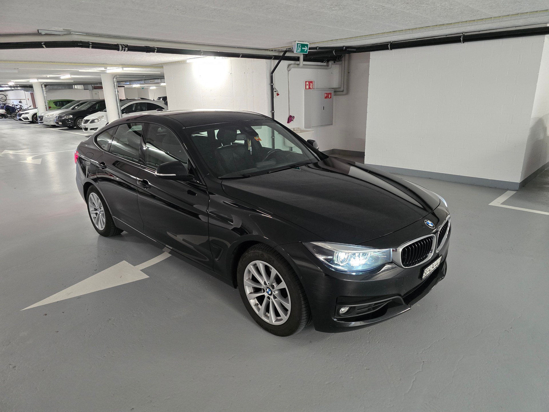 BMW 330d GT xDrive Steptronic-image-4