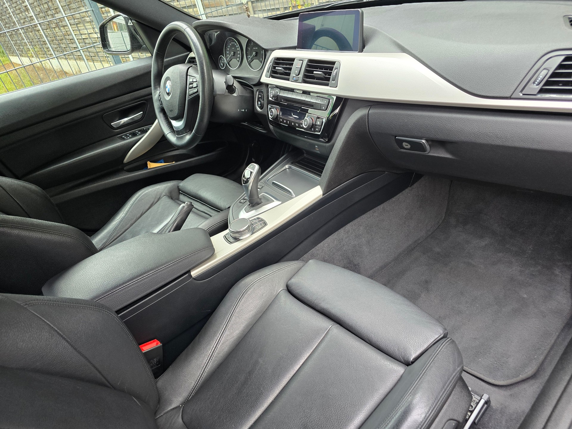 BMW 330d GT xDrive Steptronic-image-7