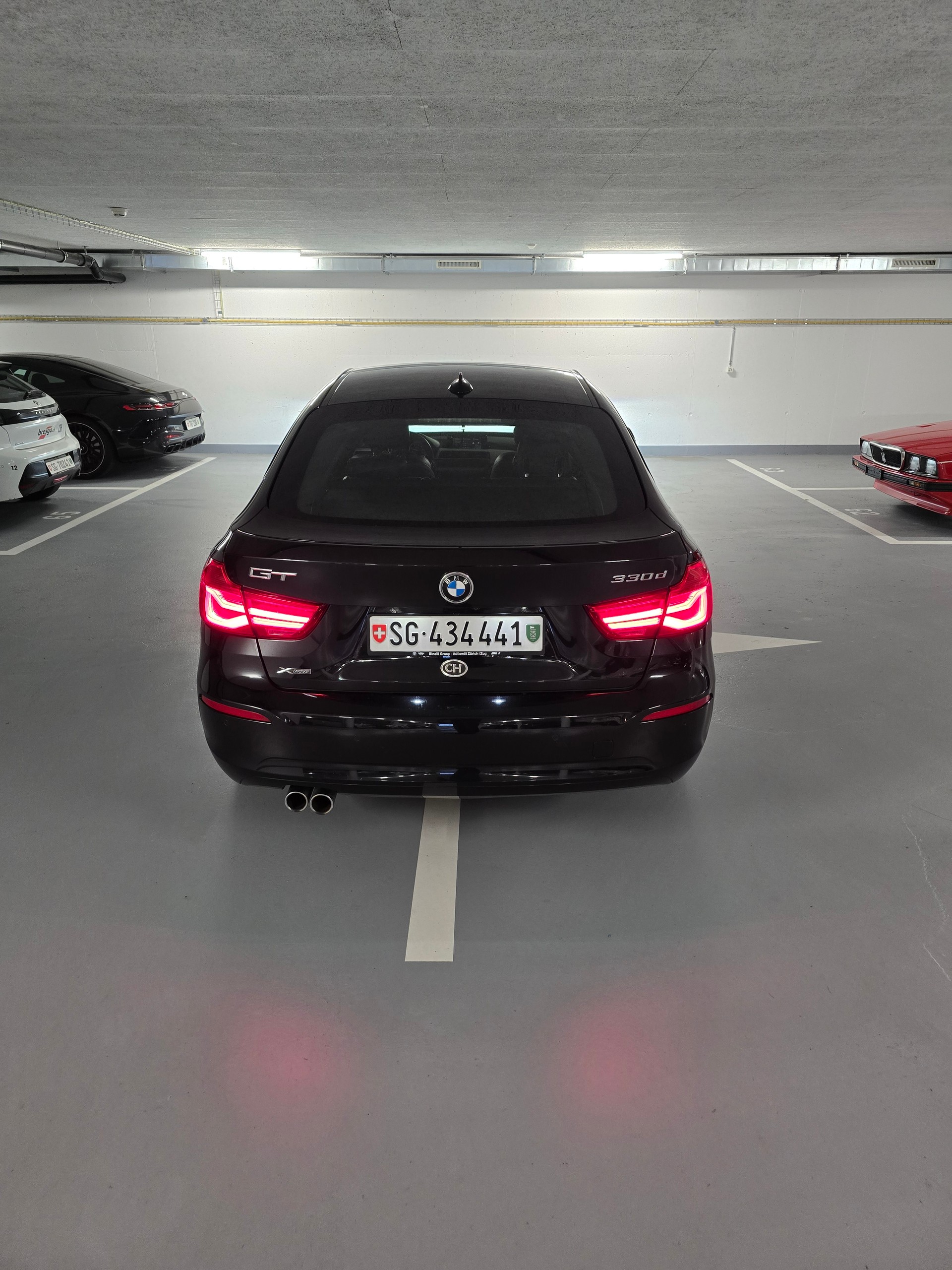 BMW 330d GT xDrive Steptronic-image-2