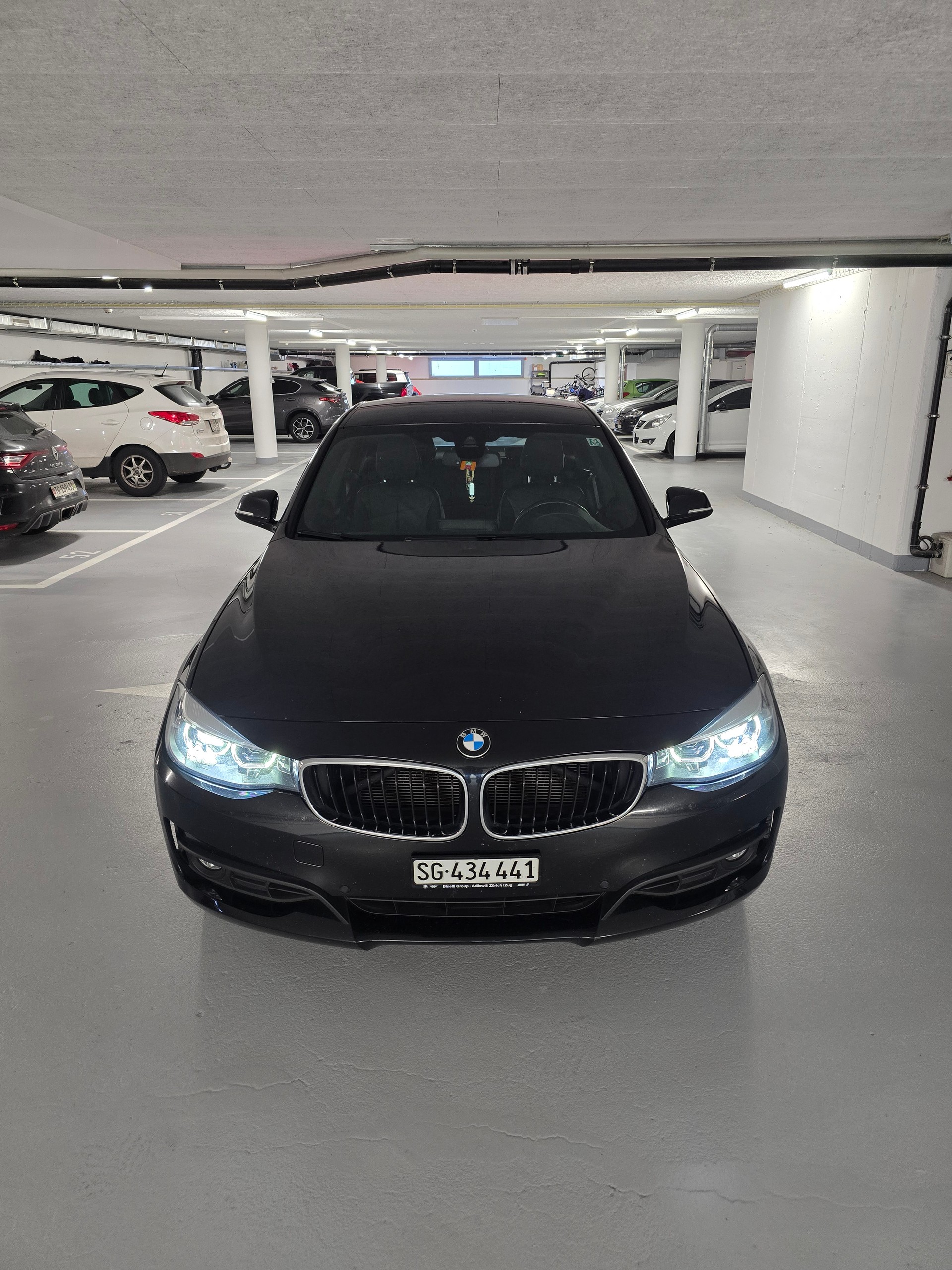 BMW 330d GT xDrive Steptronic-image-5